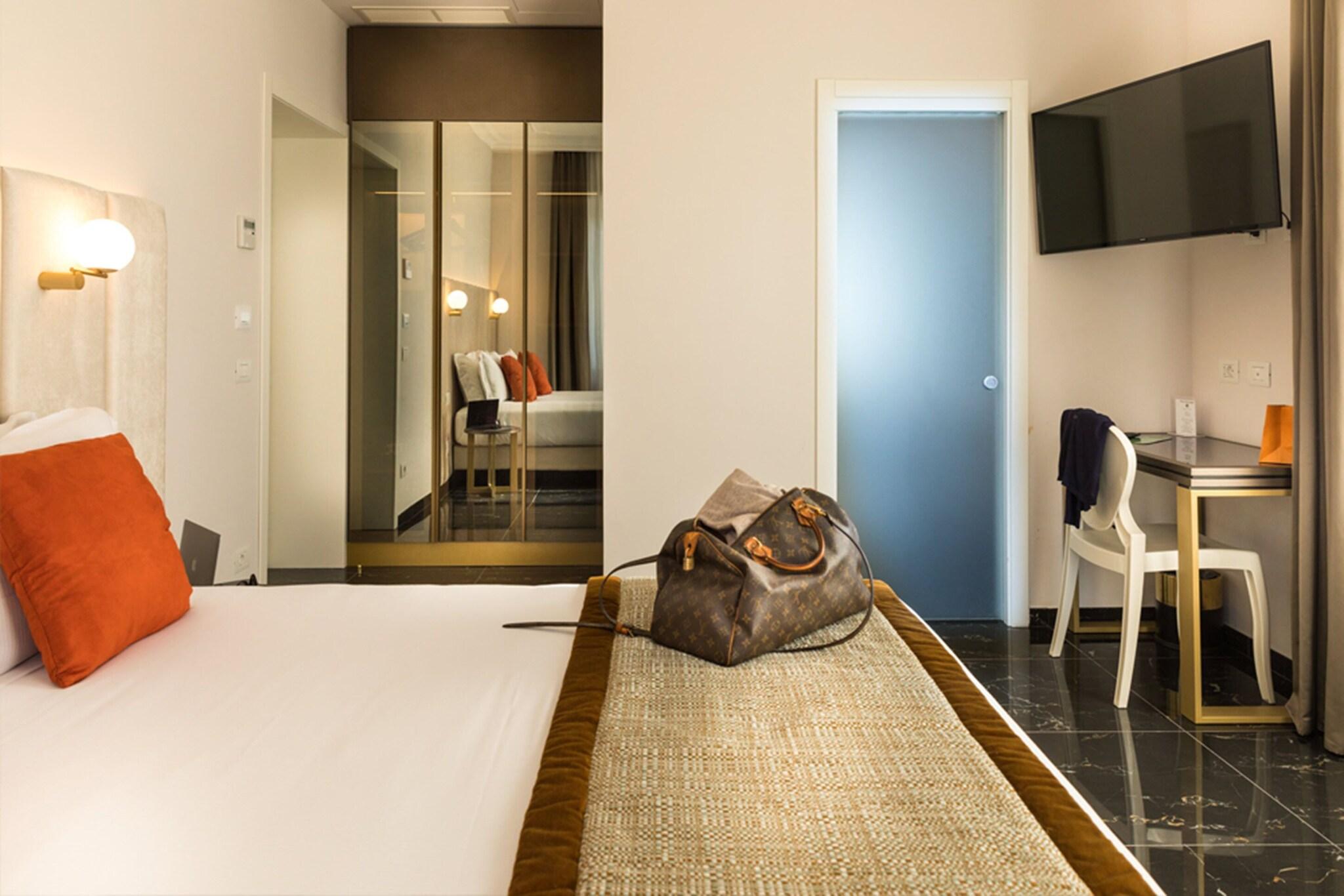 Double Superior with Double Bed