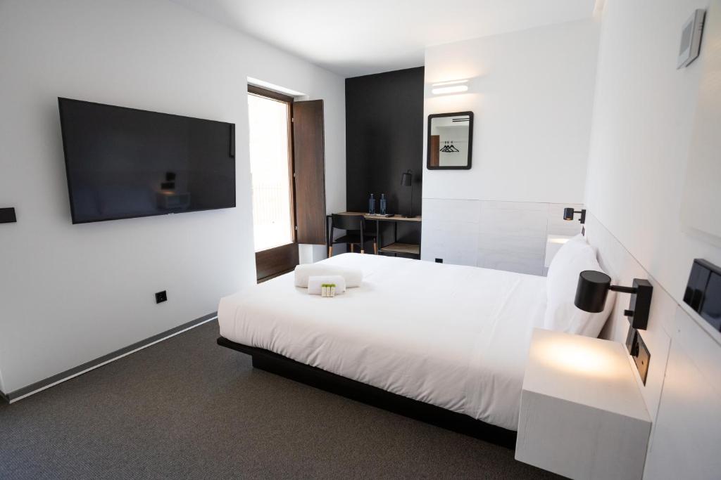 Double or Twin Deluxe