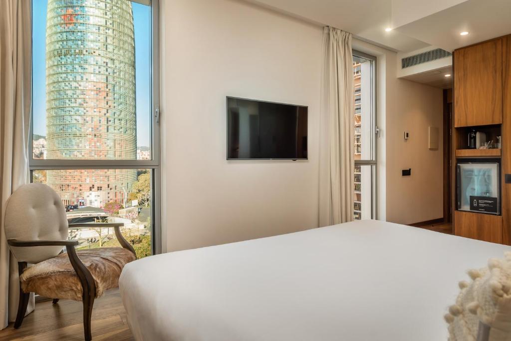 Double or Twin Standard