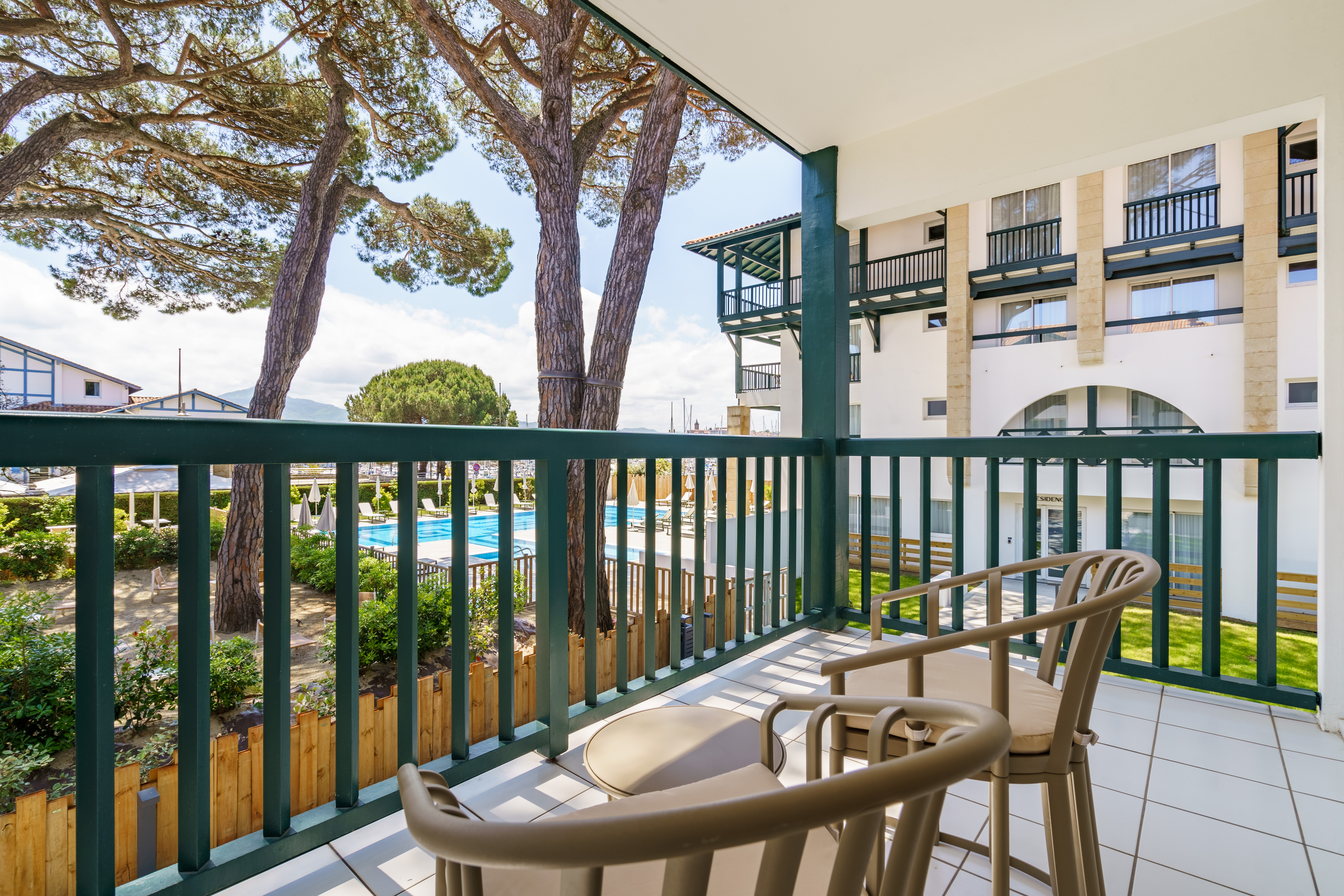 Double Classic Pool View