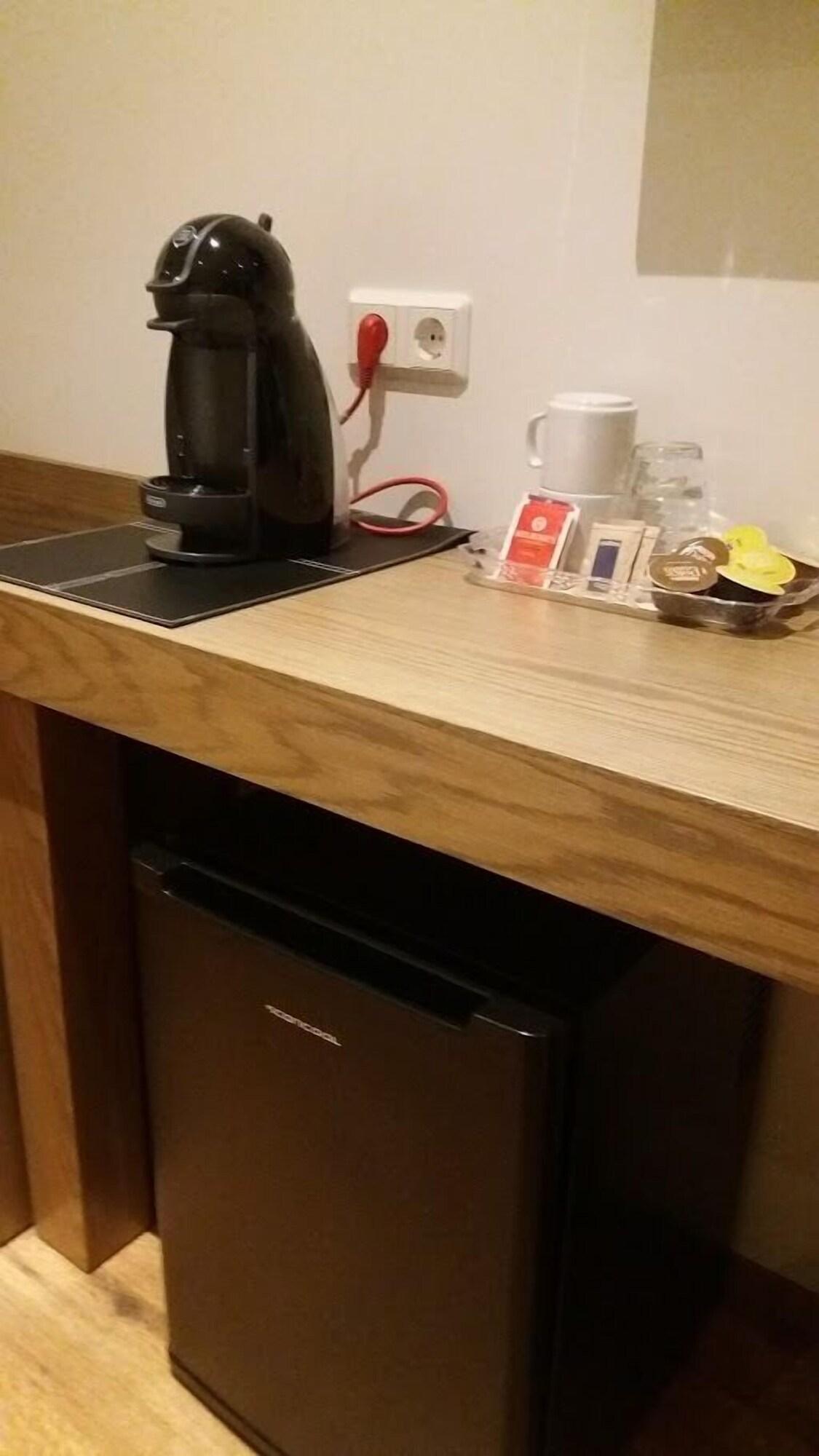 Twin with Shared Bathroom