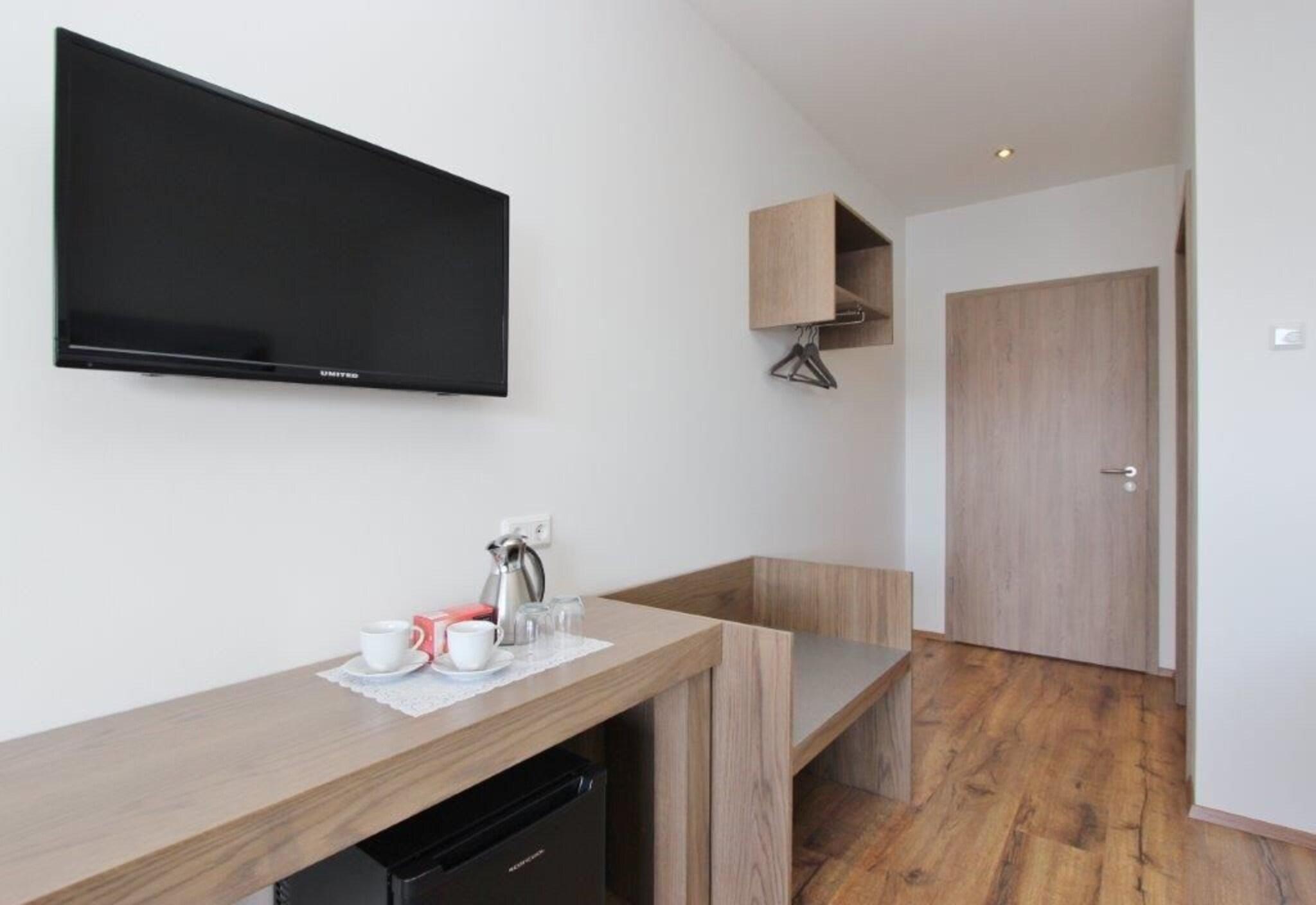 Twin with Shared Bathroom