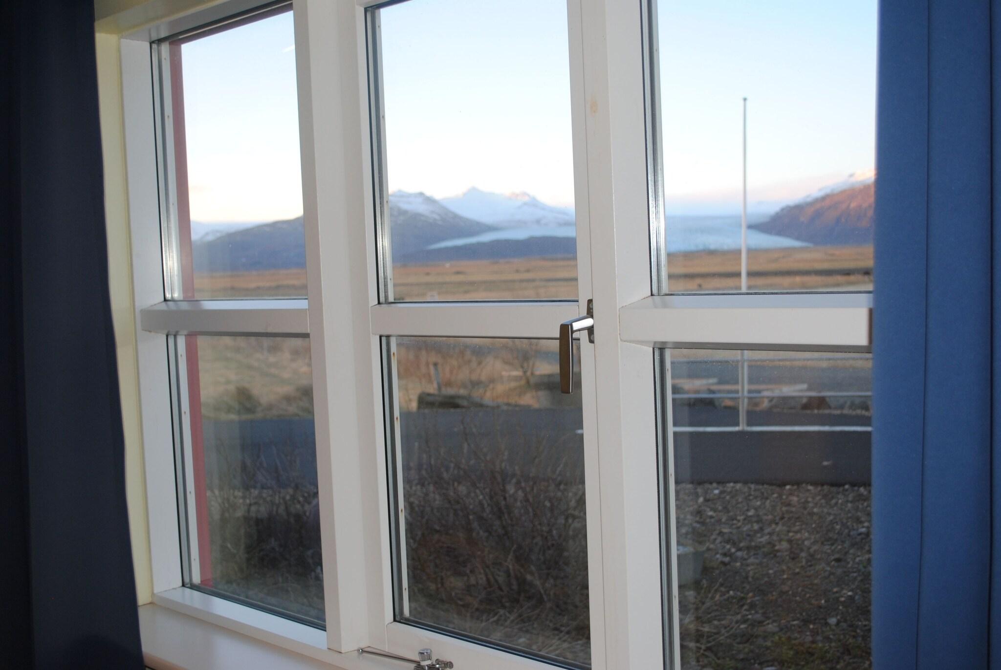 Double Queen Size Bed