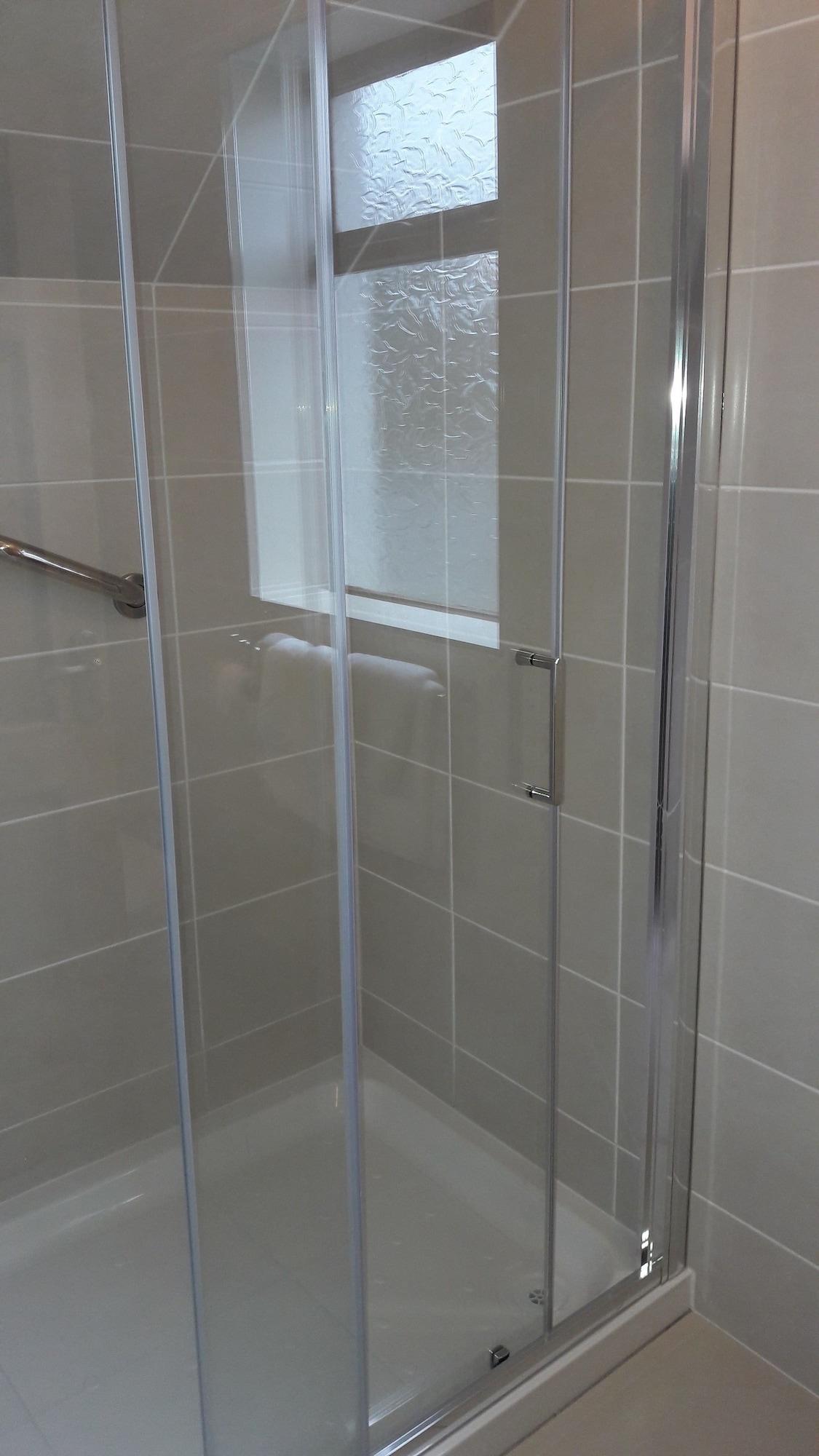 Quadruple Three Beds