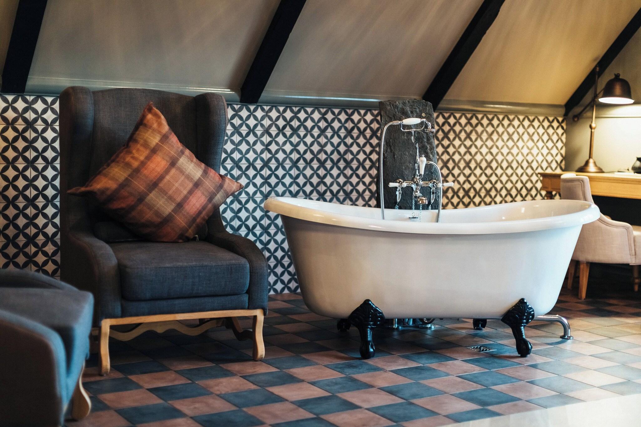 Suite Queen Size Bed