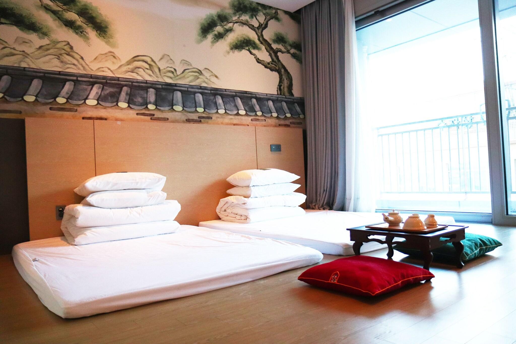 Family Room Superior