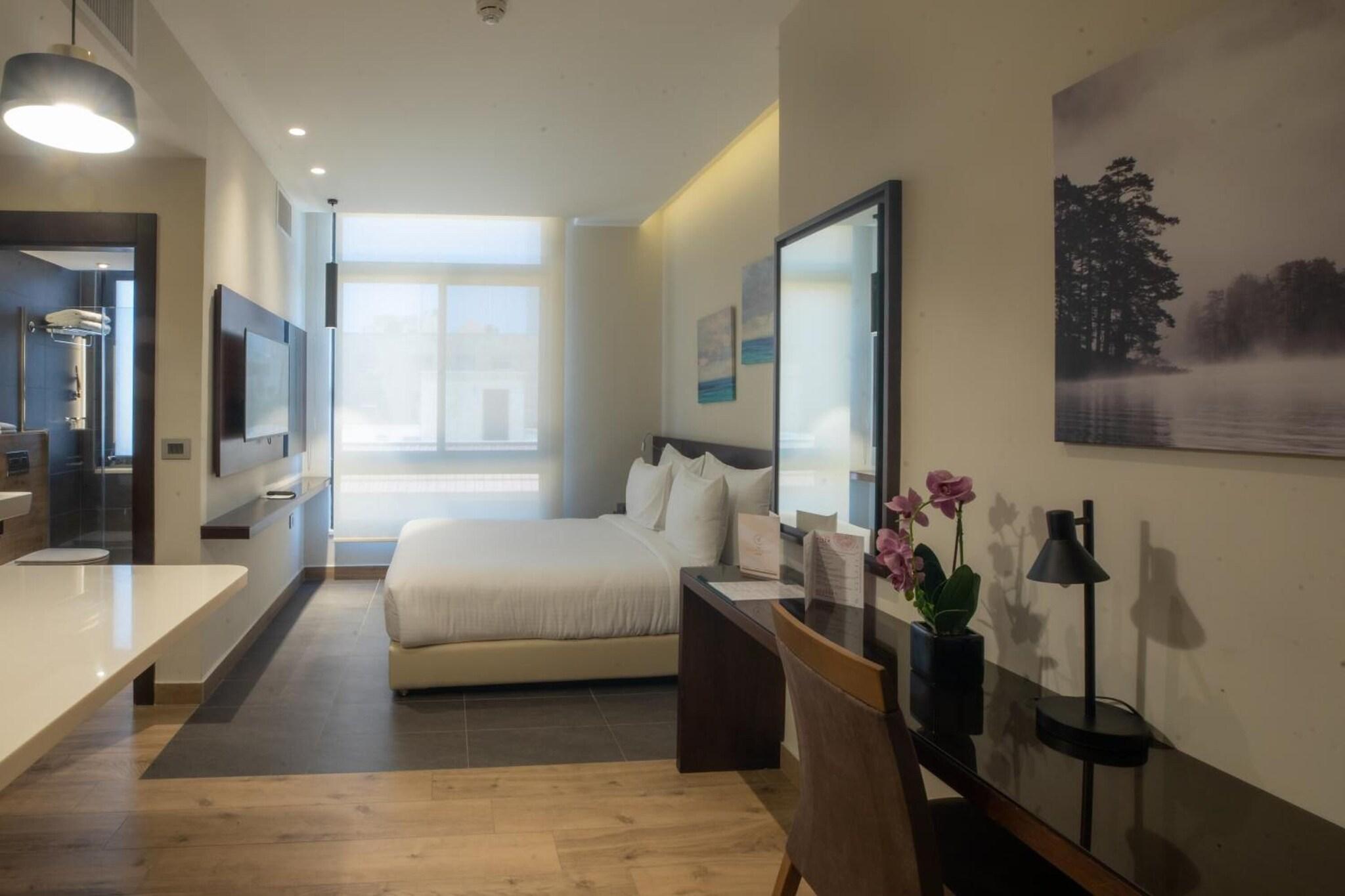 Double Deluxe One Bedroom