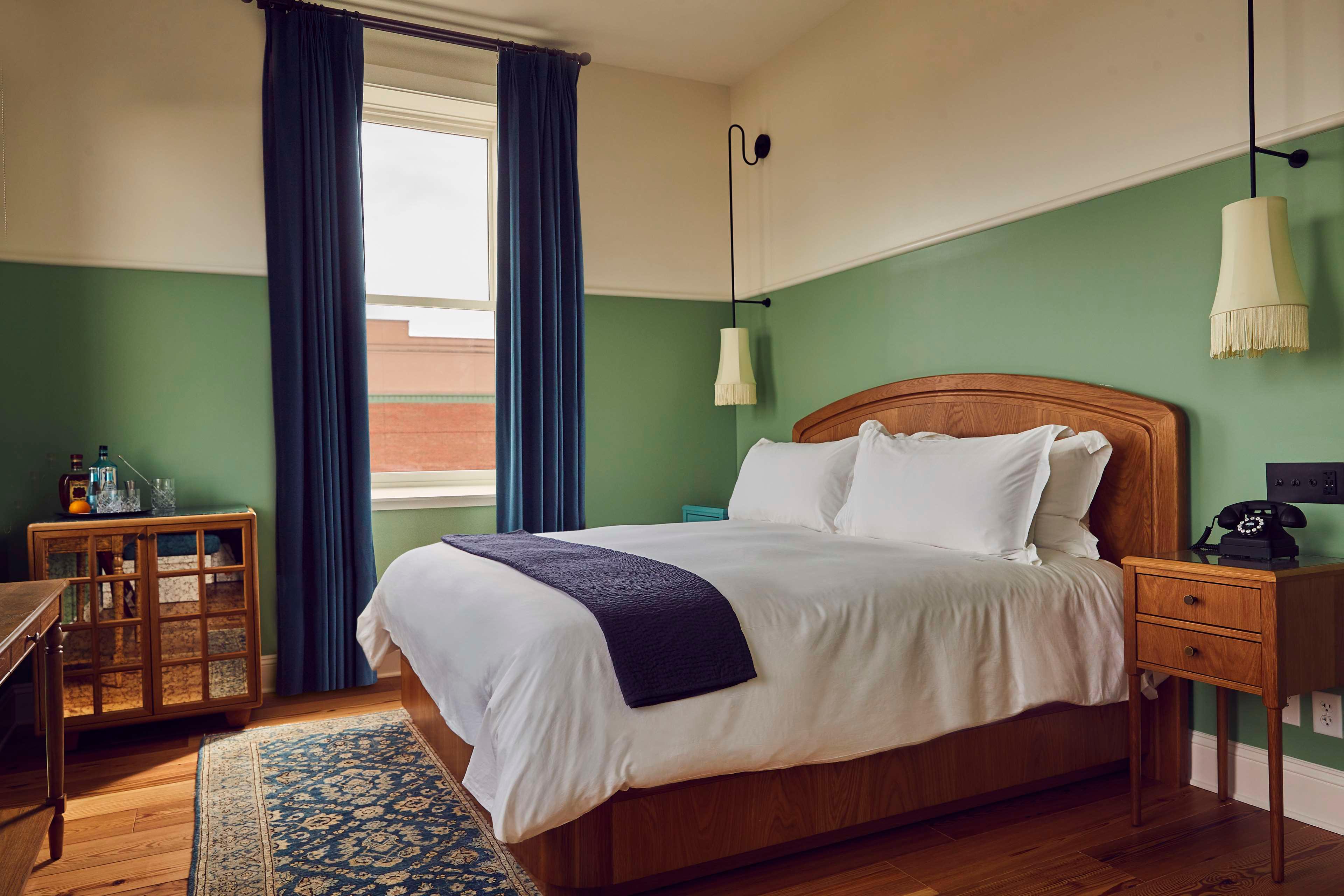 Junior Suite King Size Bed