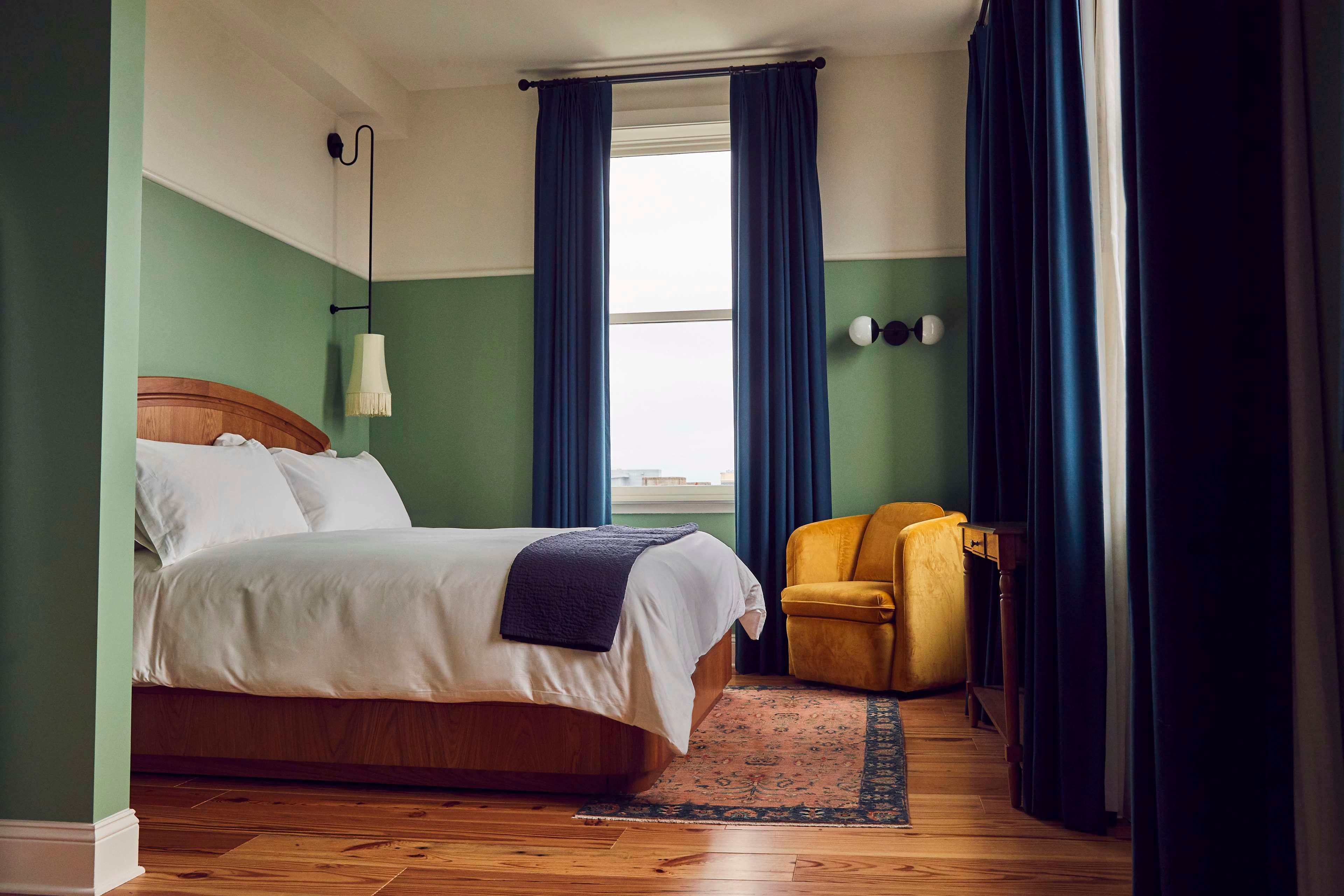 Suite King Bed One Bedroom 