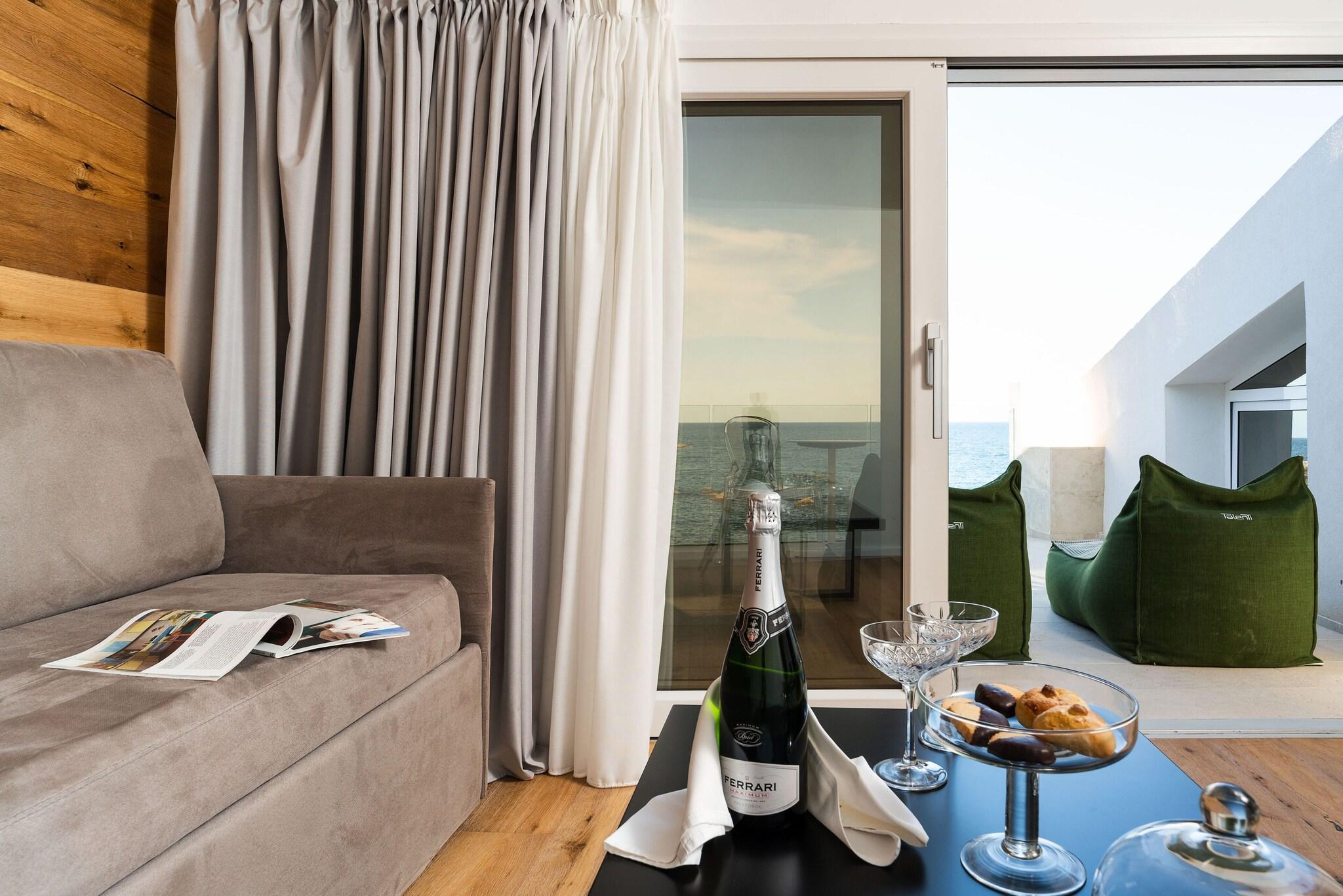 Room Penthouse with Views