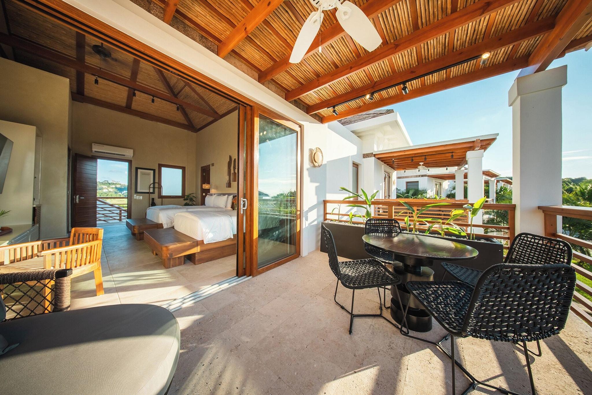 Suite Deluxe Two Queen Beds