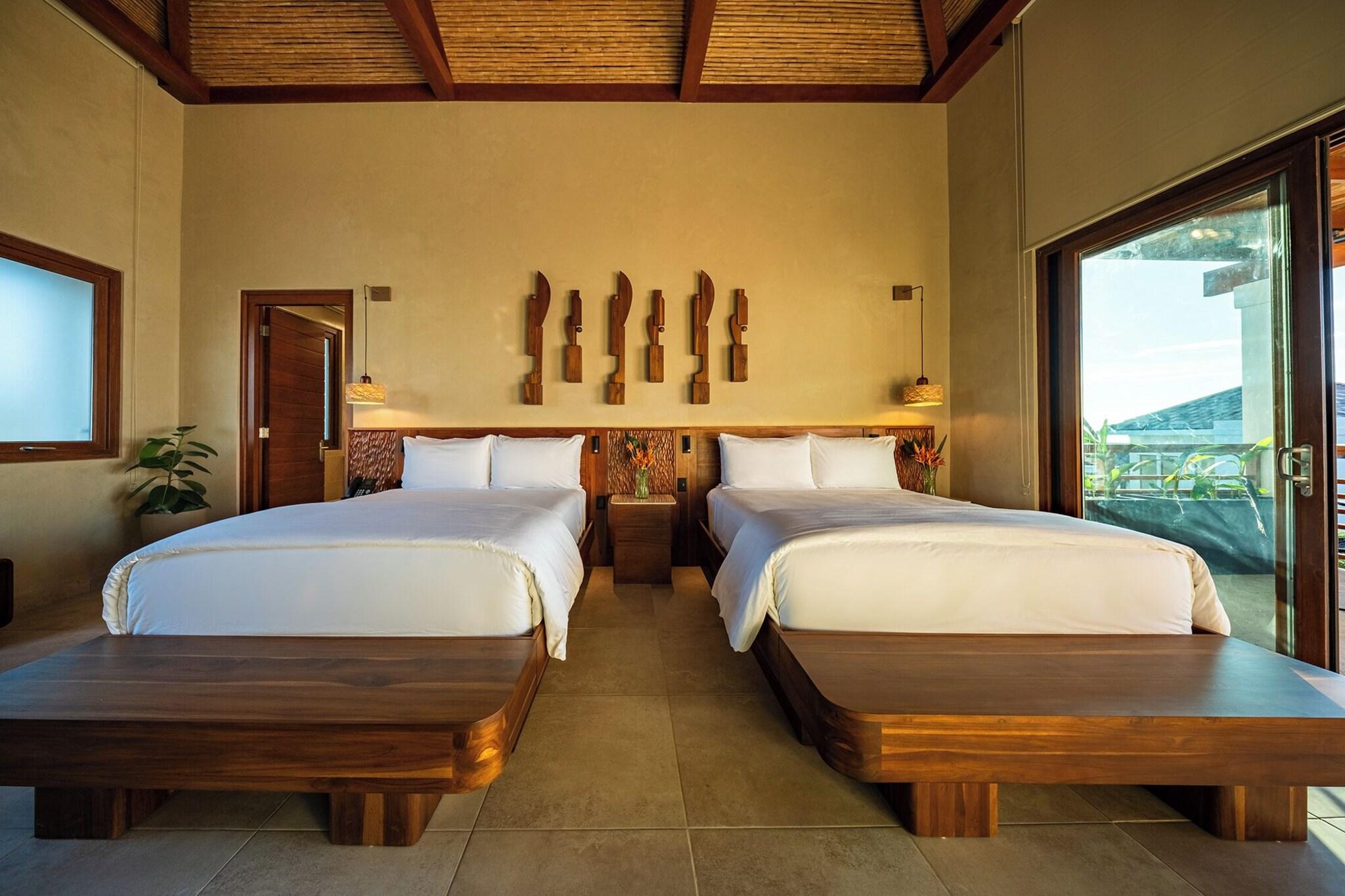 Suite Deluxe Two Queen Beds