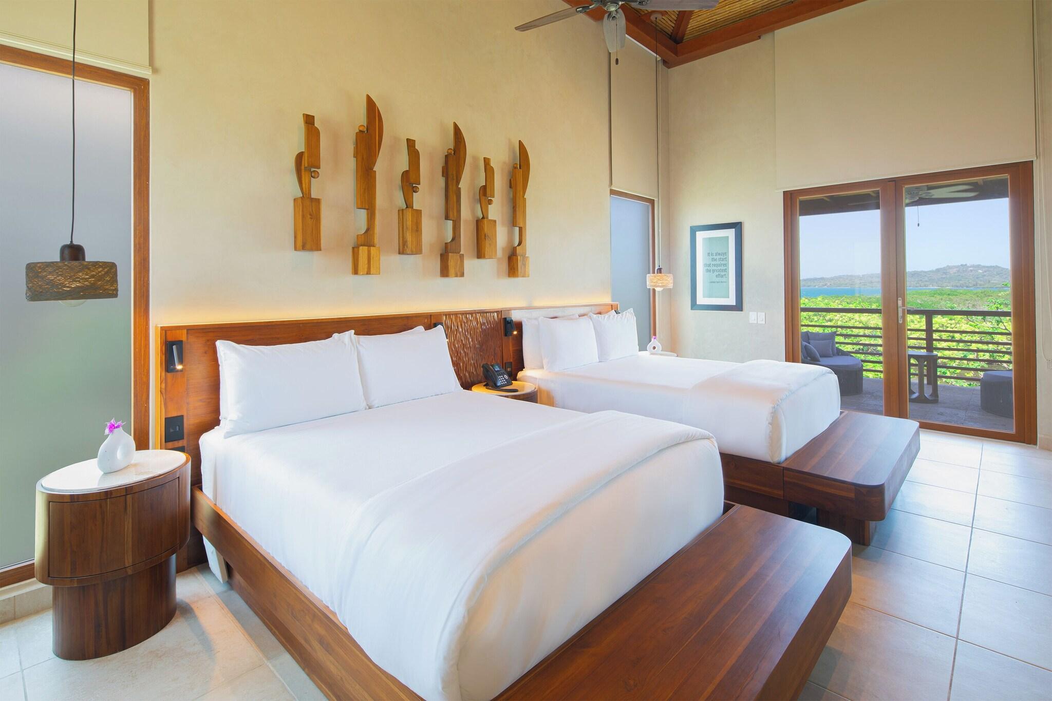 Suite Deluxe Two Queen Beds