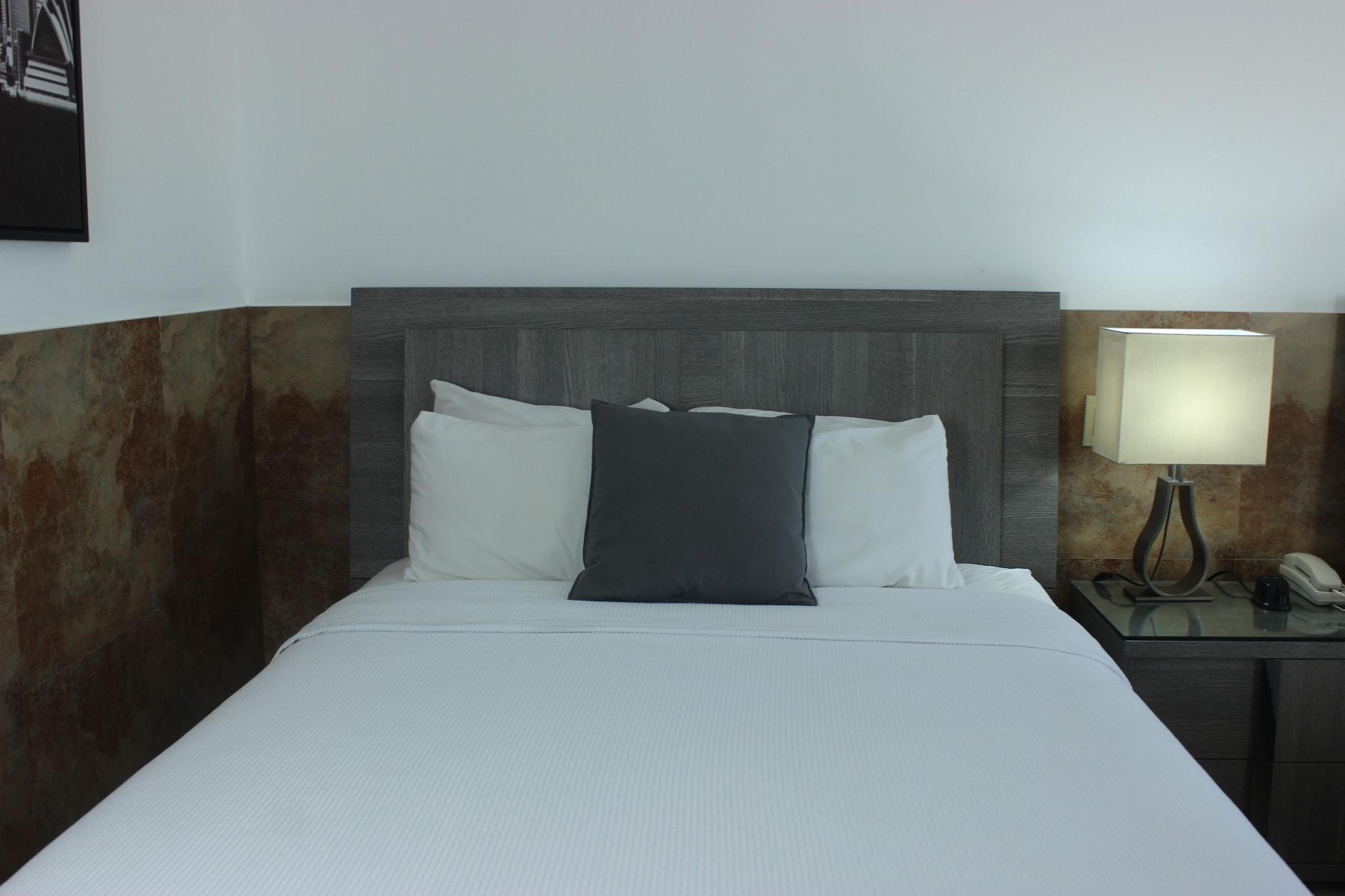 Double Queen Size Bed