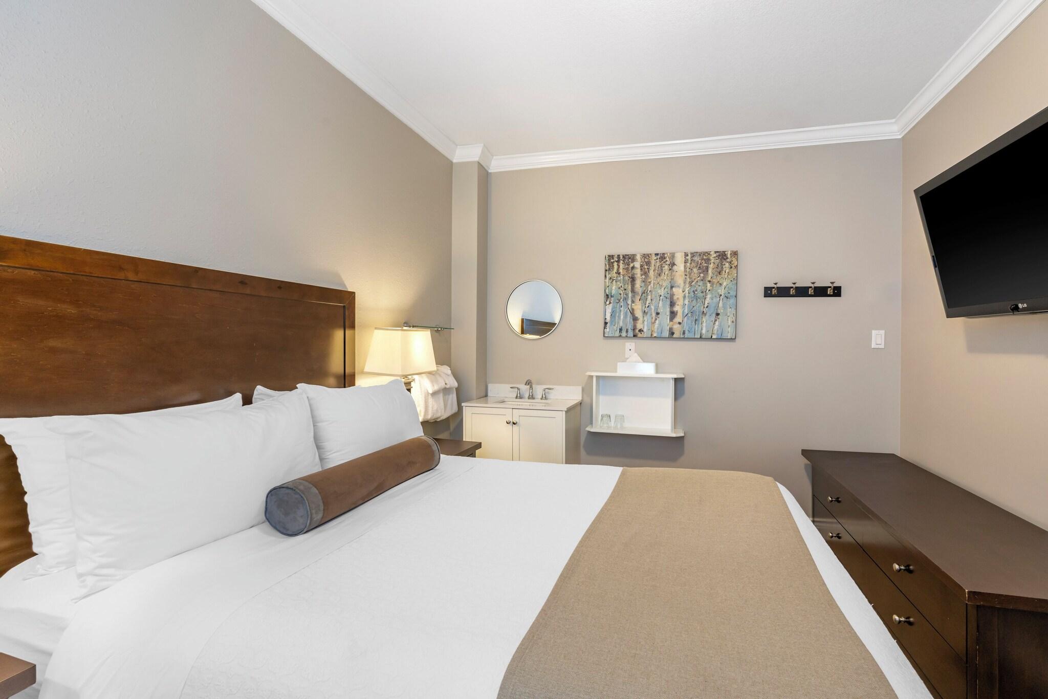 Double Deluxe King Bed