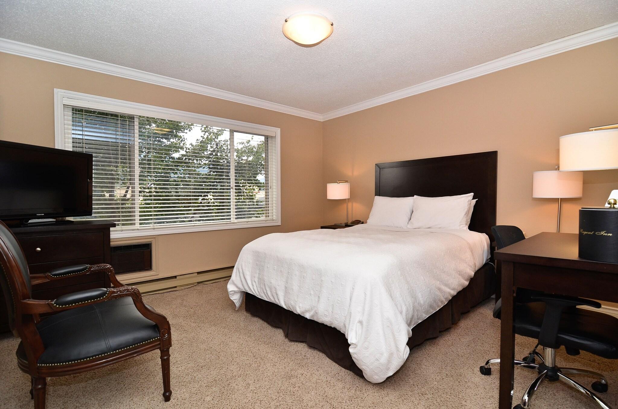 Double Executive Queen Bed