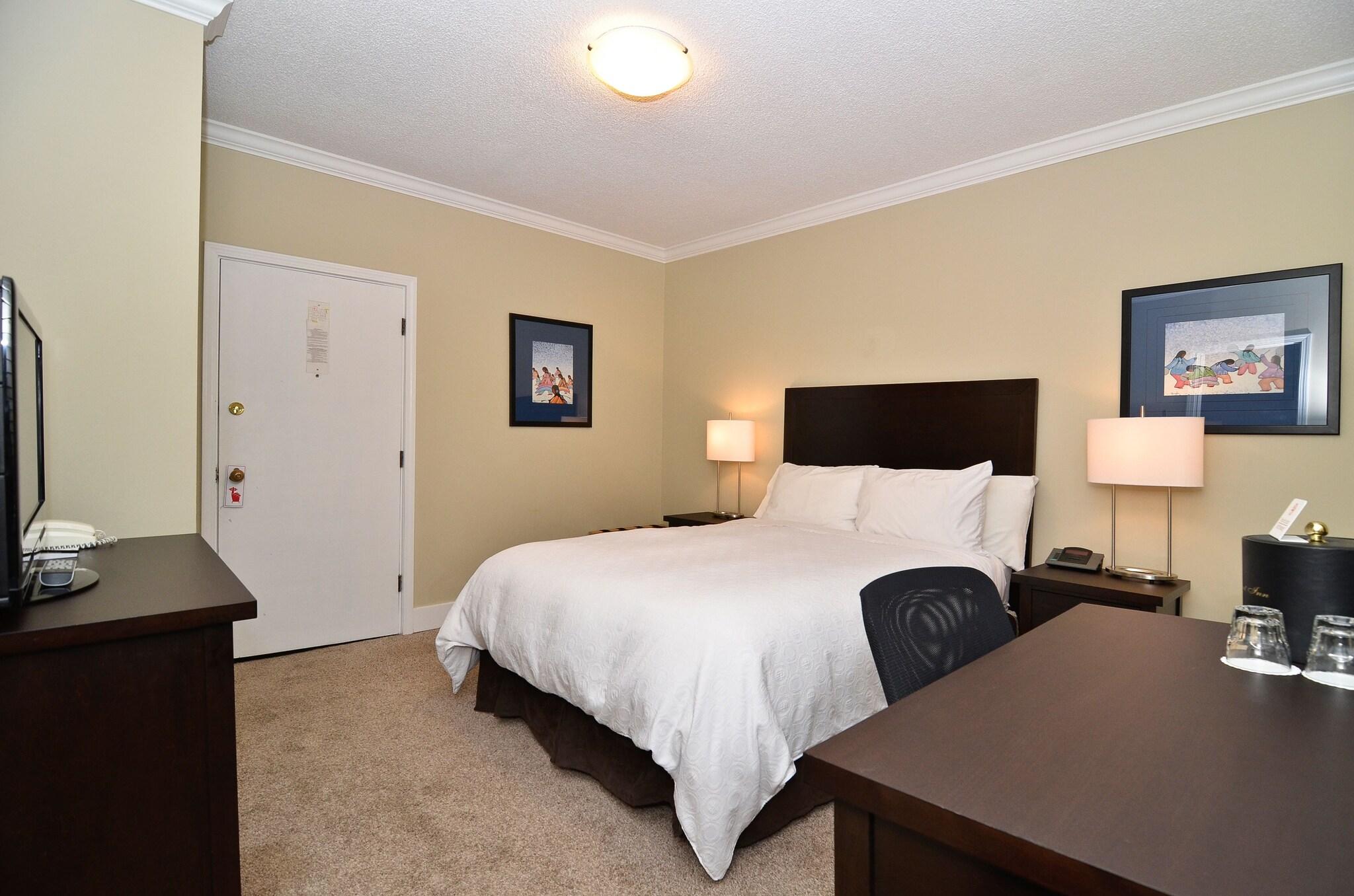 Double Executive Queen Bed