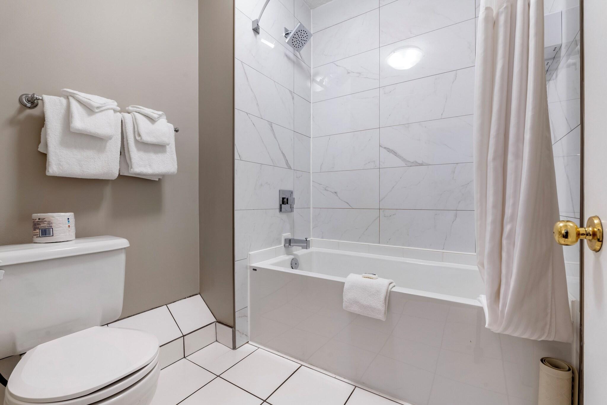 Double Executive Queen Bed