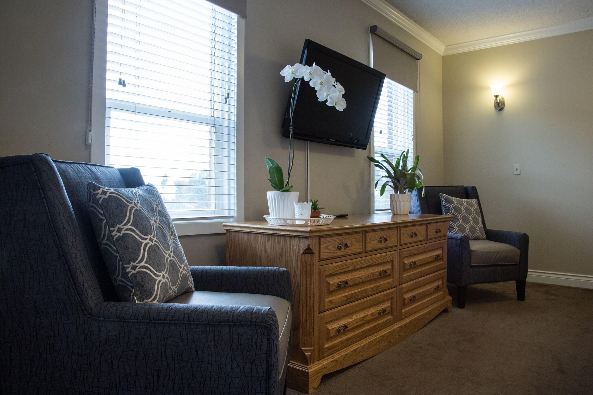 Double Deluxe King Bed