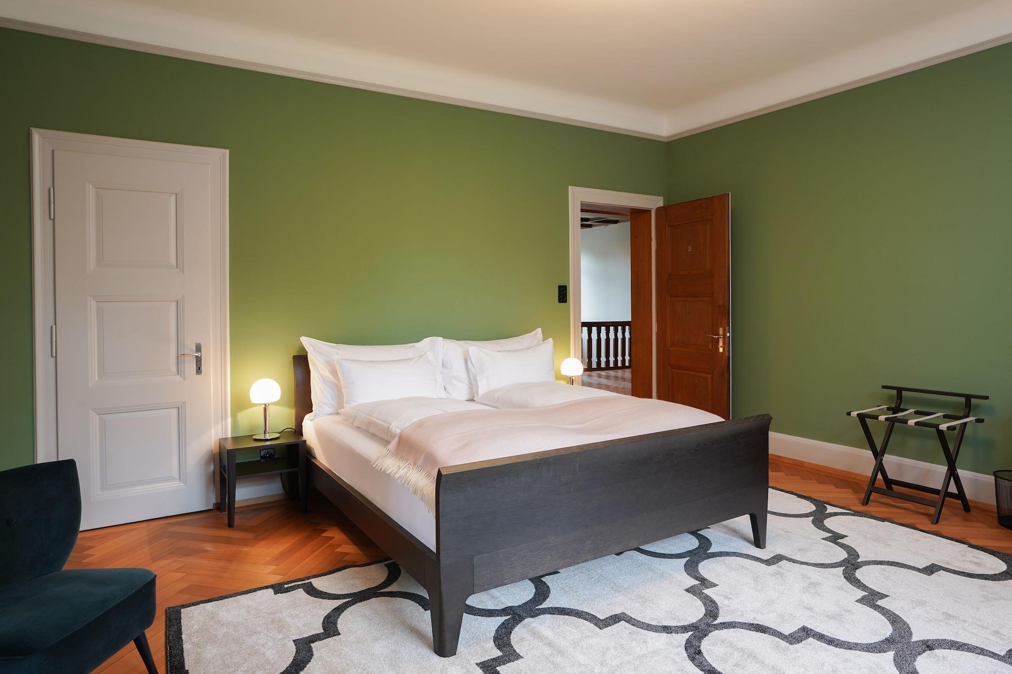 Double Superior King Bed