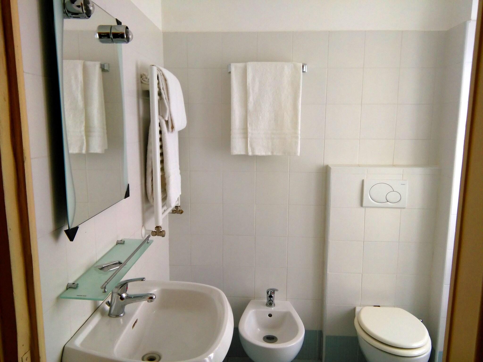 Double Queen Size Bed