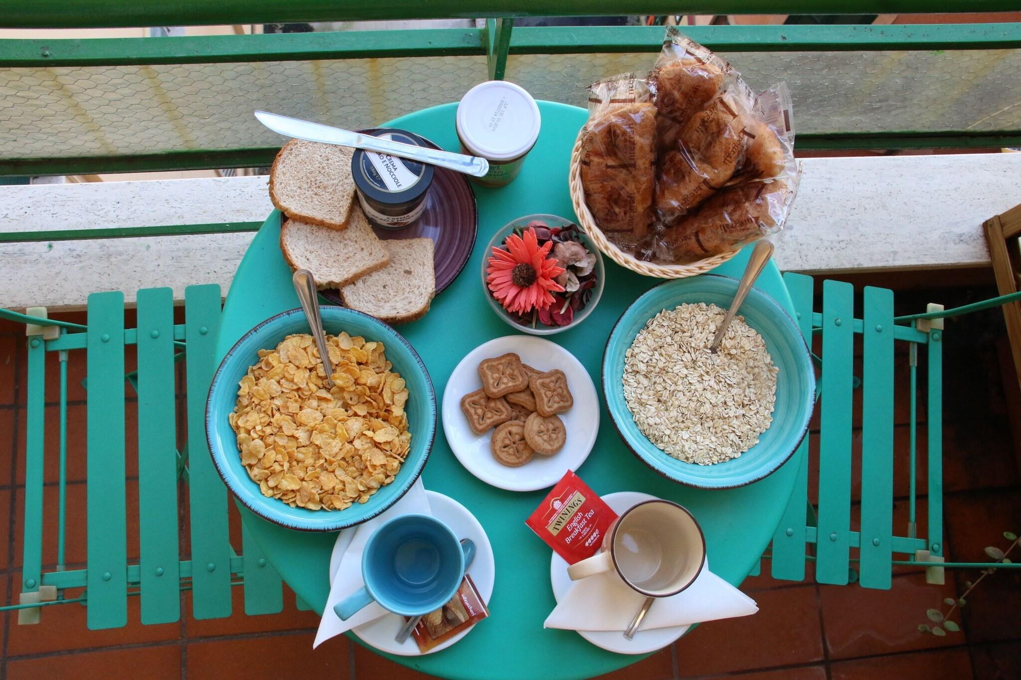 Double Queen Size Bed