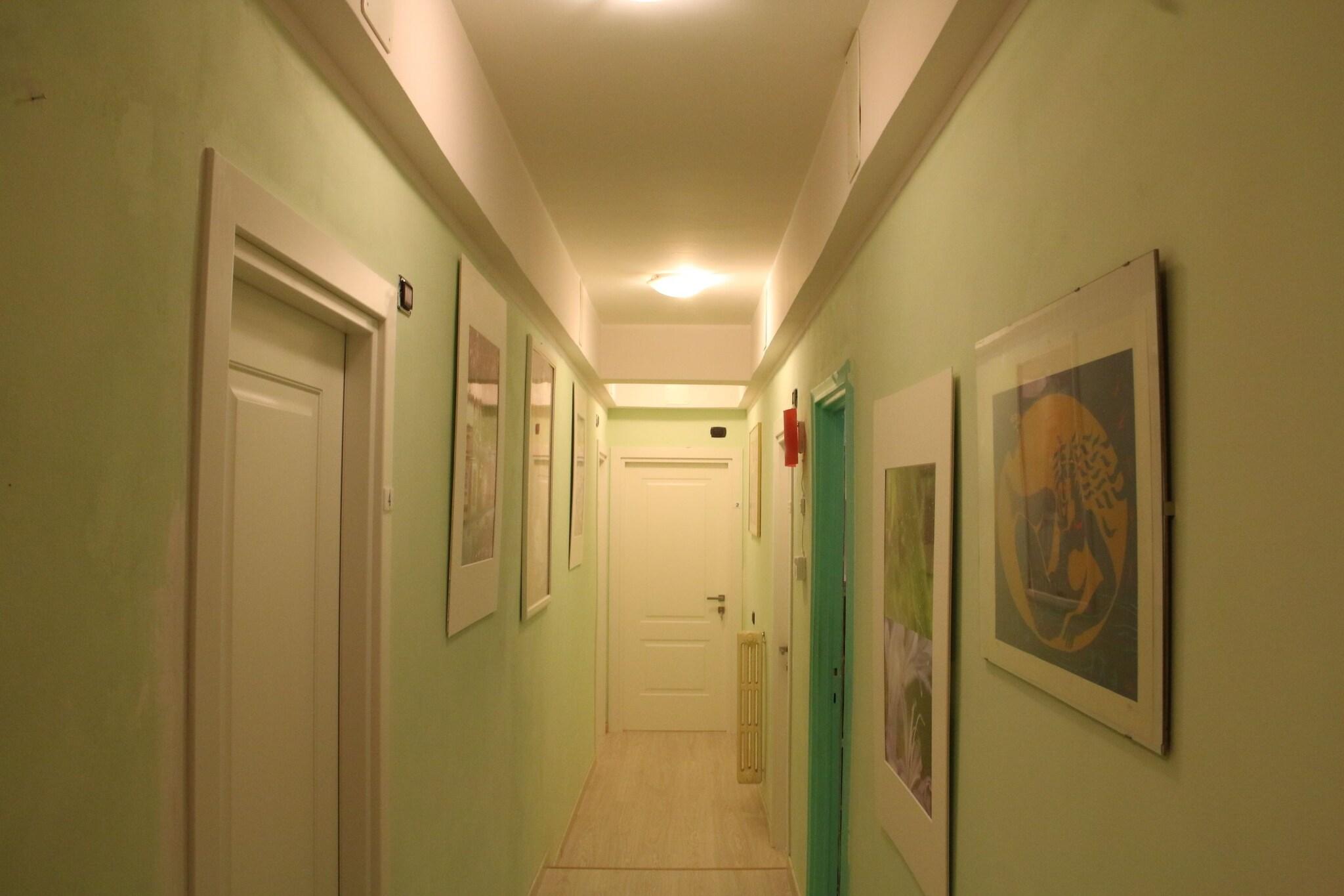 Double Queen Size Bed