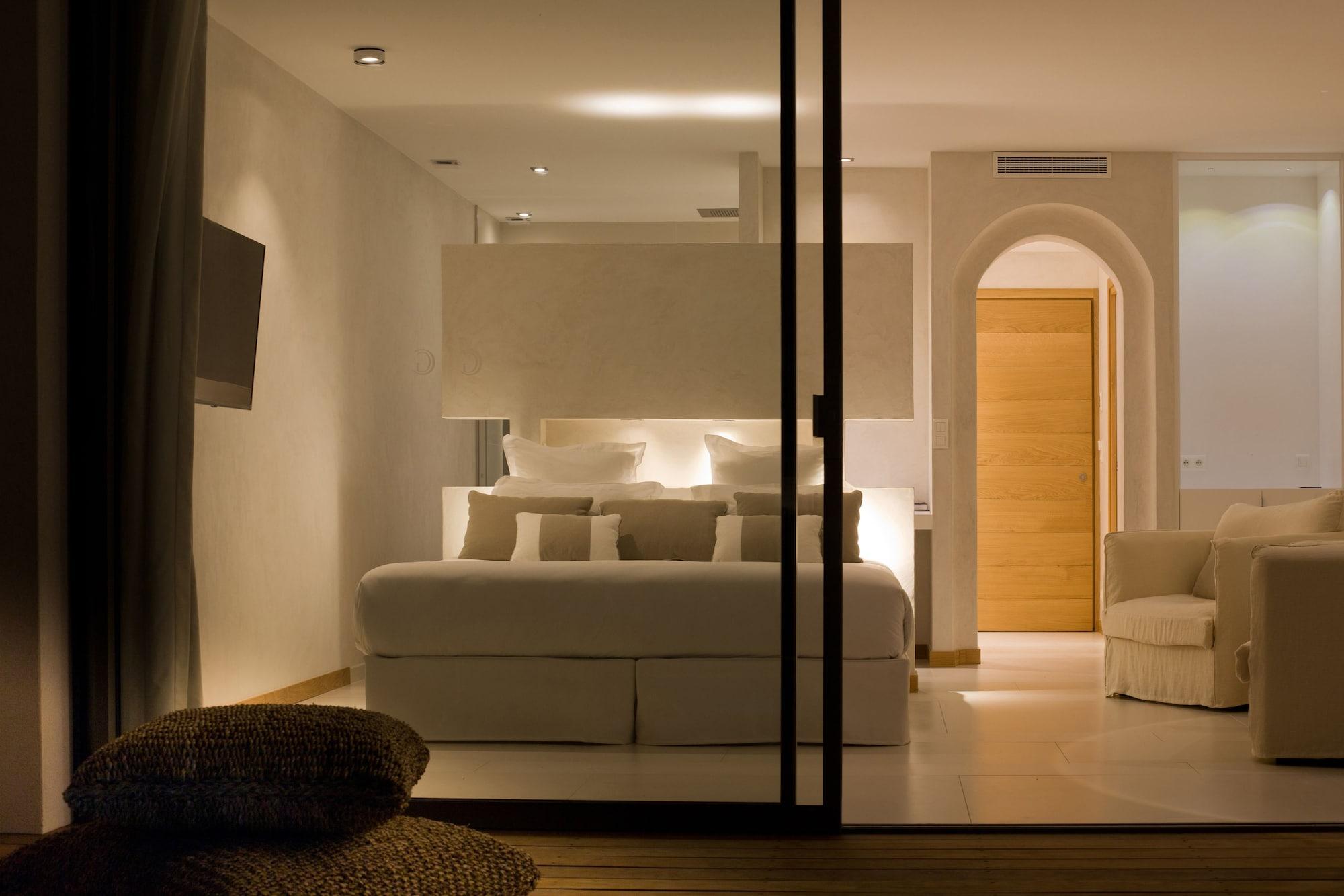 Suite with Private Pool