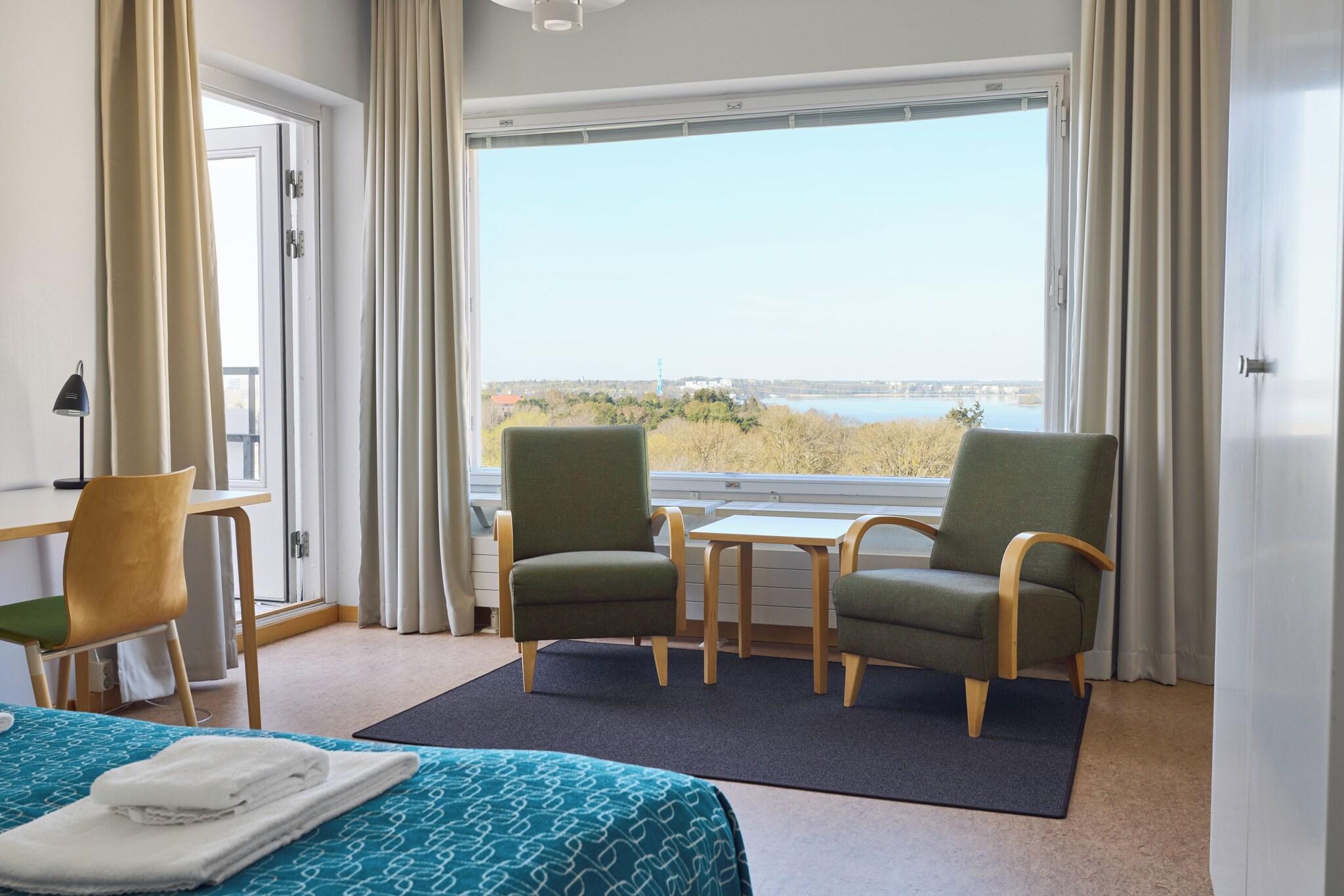 Suite Queen Size Bed