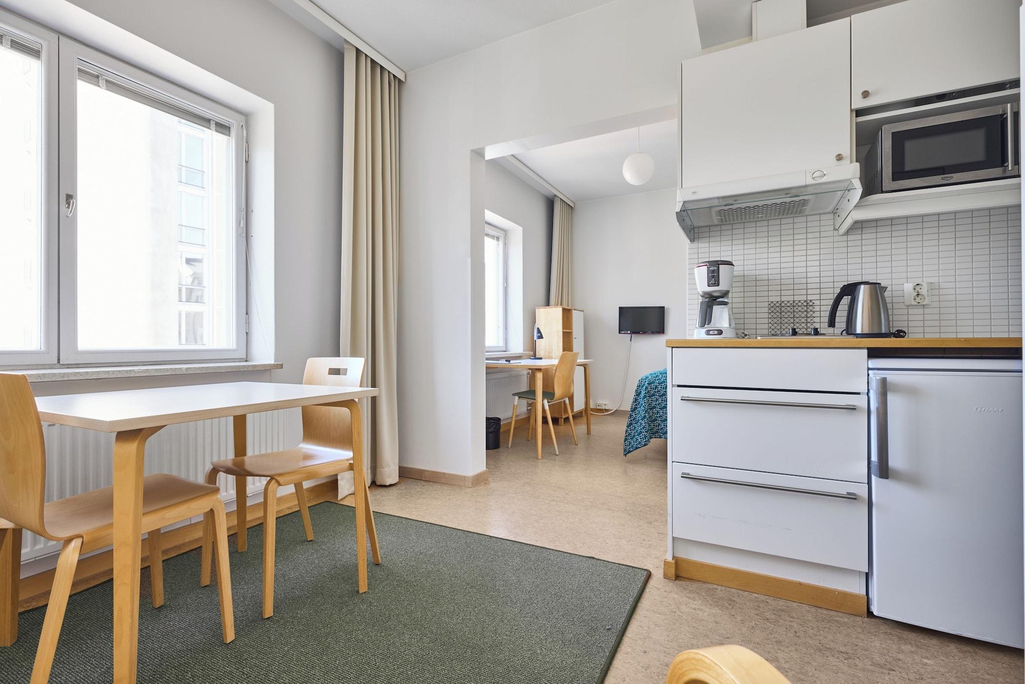 Suite with Kitchenette