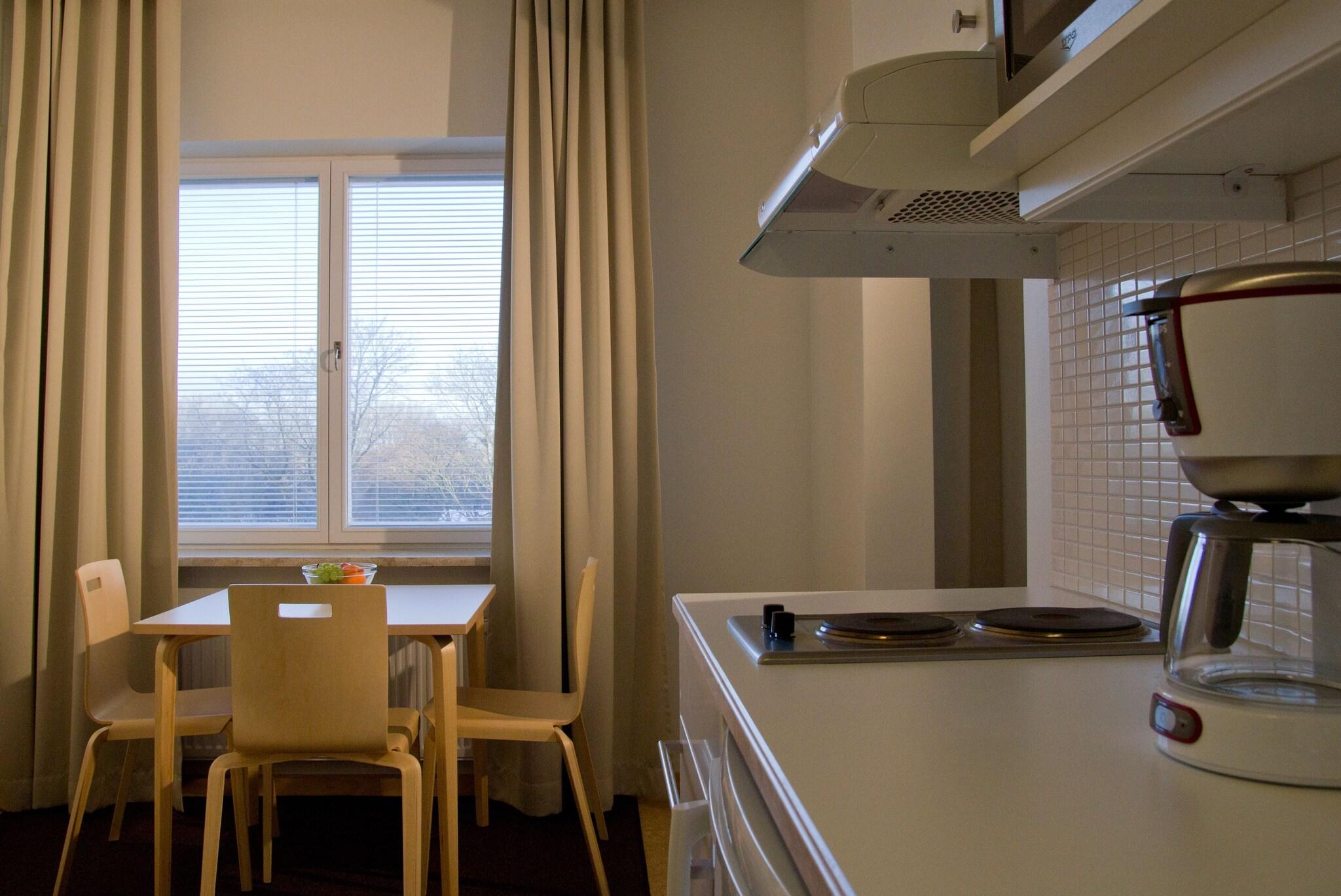 Suite with Kitchenette