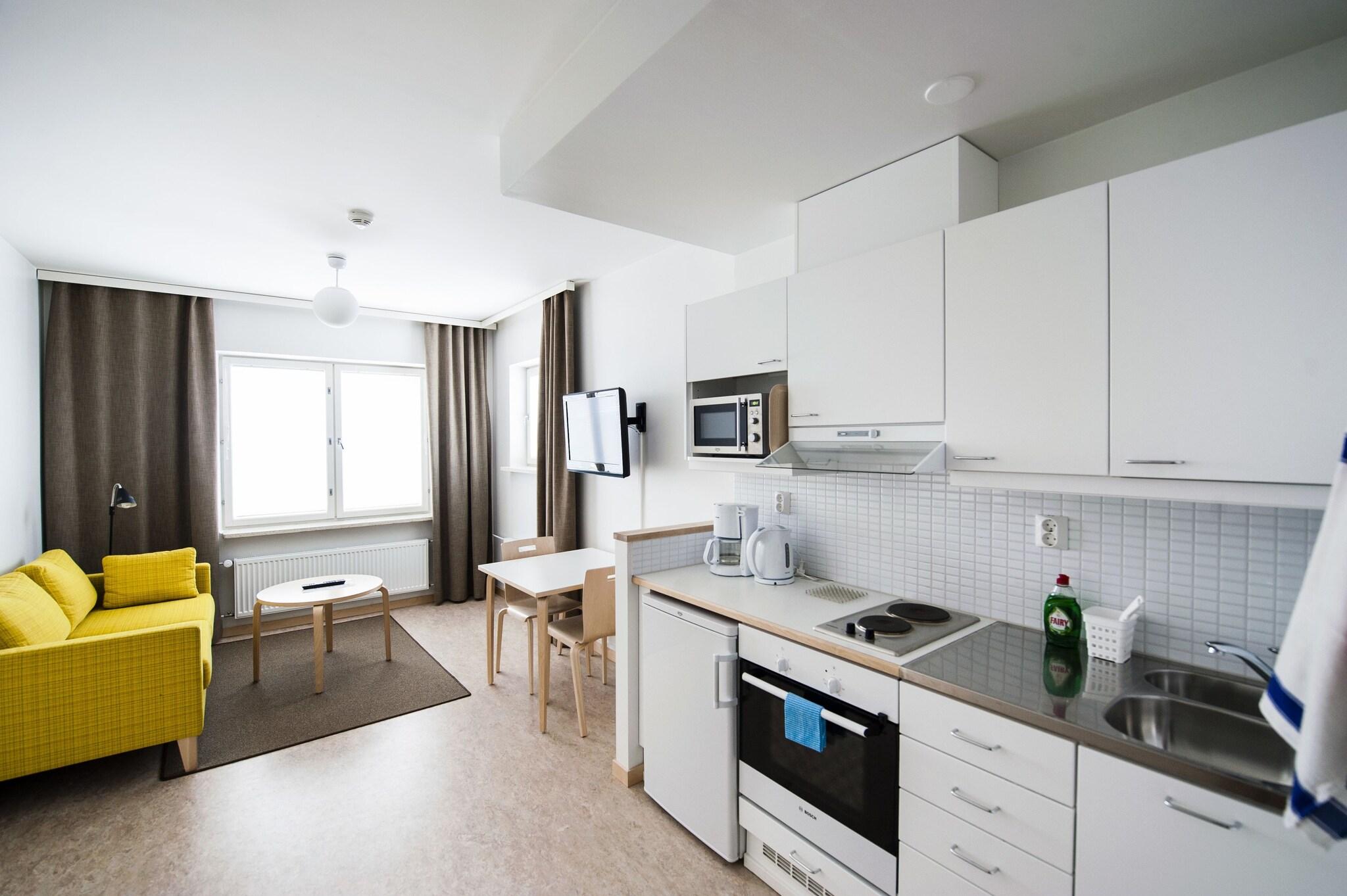 Twin with Kitchenette