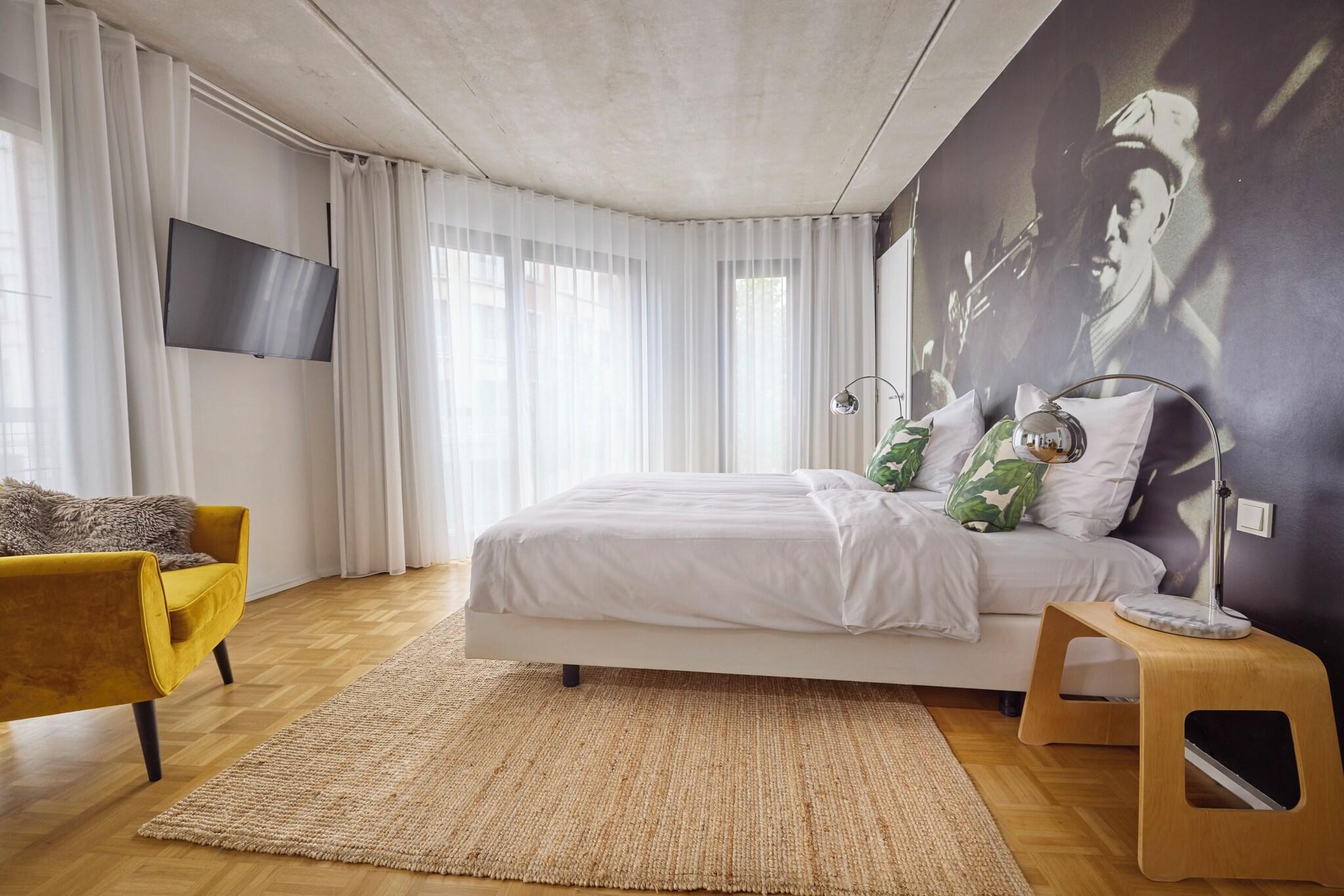 Junior Suite King Size Bed