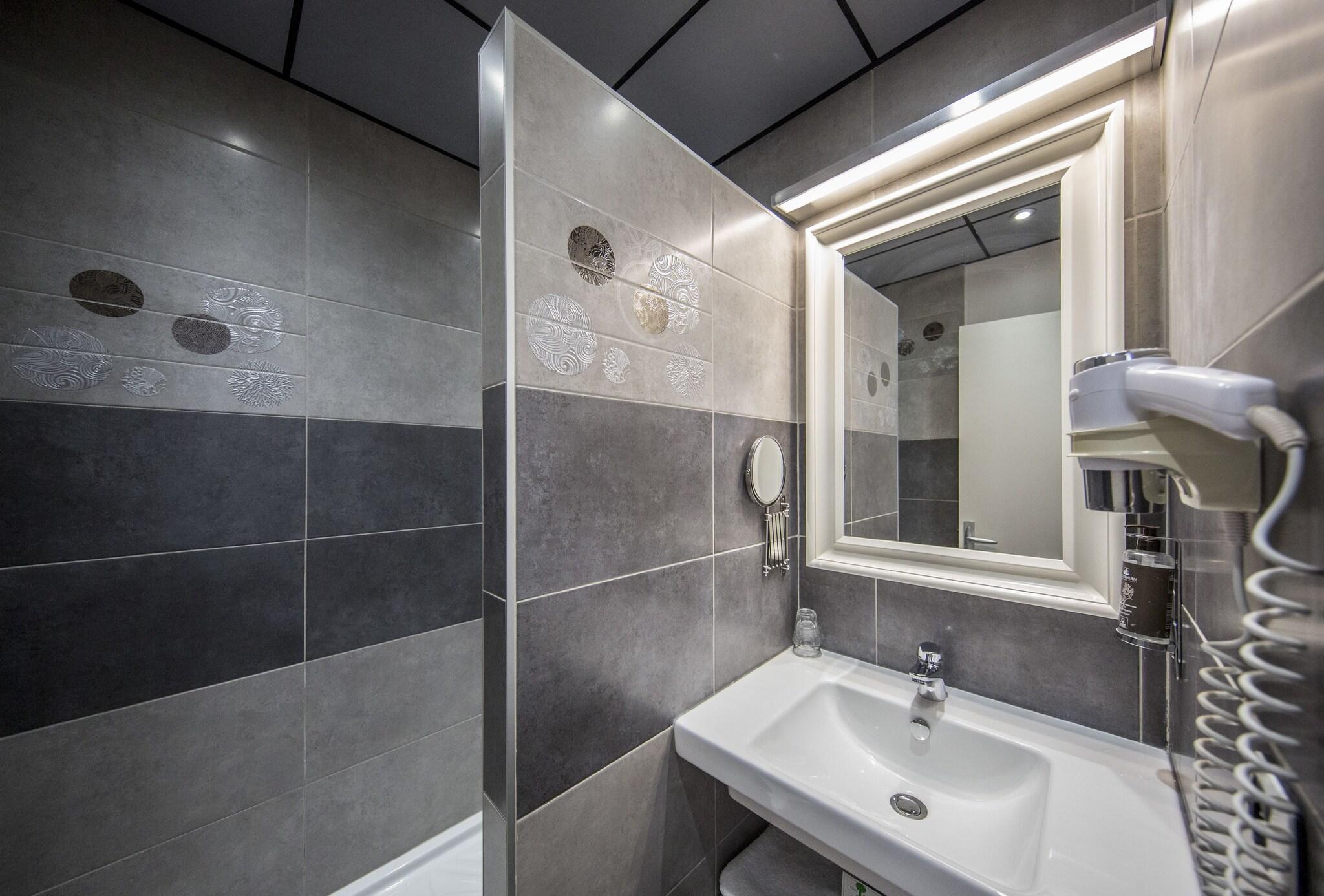 Quadruple Classic Two Double Beds