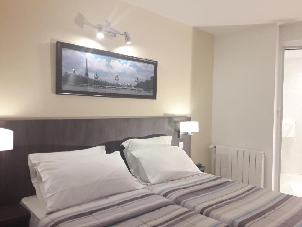 Double or Twin Two Beds