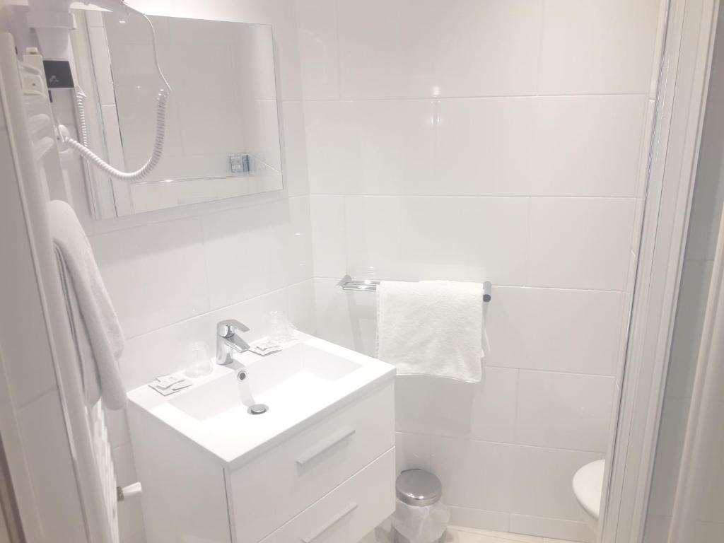 Double or Twin Two Beds