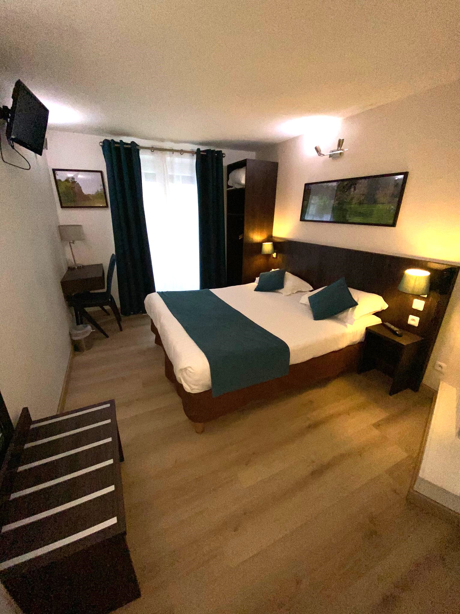 Double or Twin Two Beds