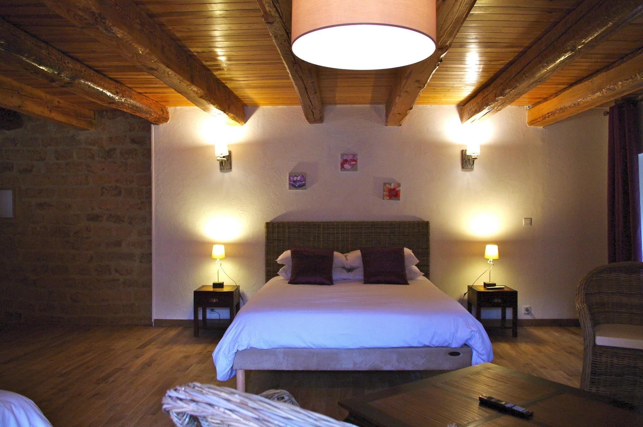 Family Room Three Beds