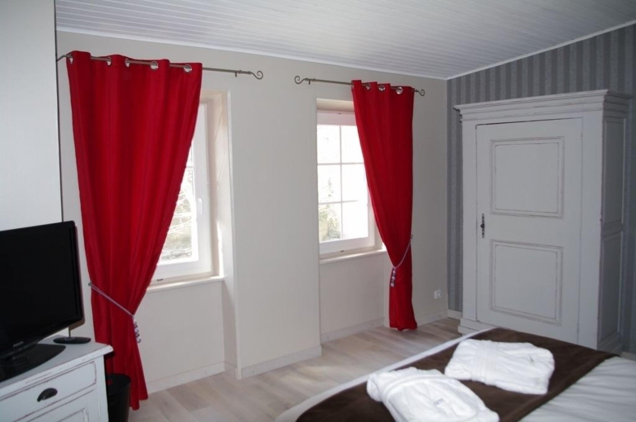 Double Queen Size Bed