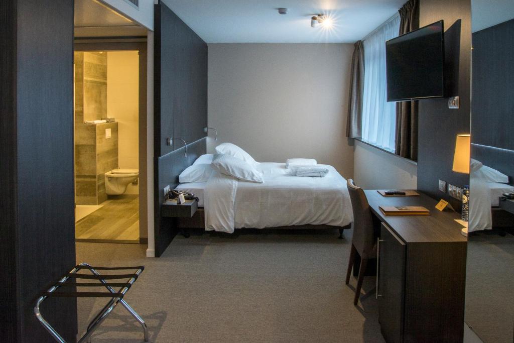 Double or Twin Superior