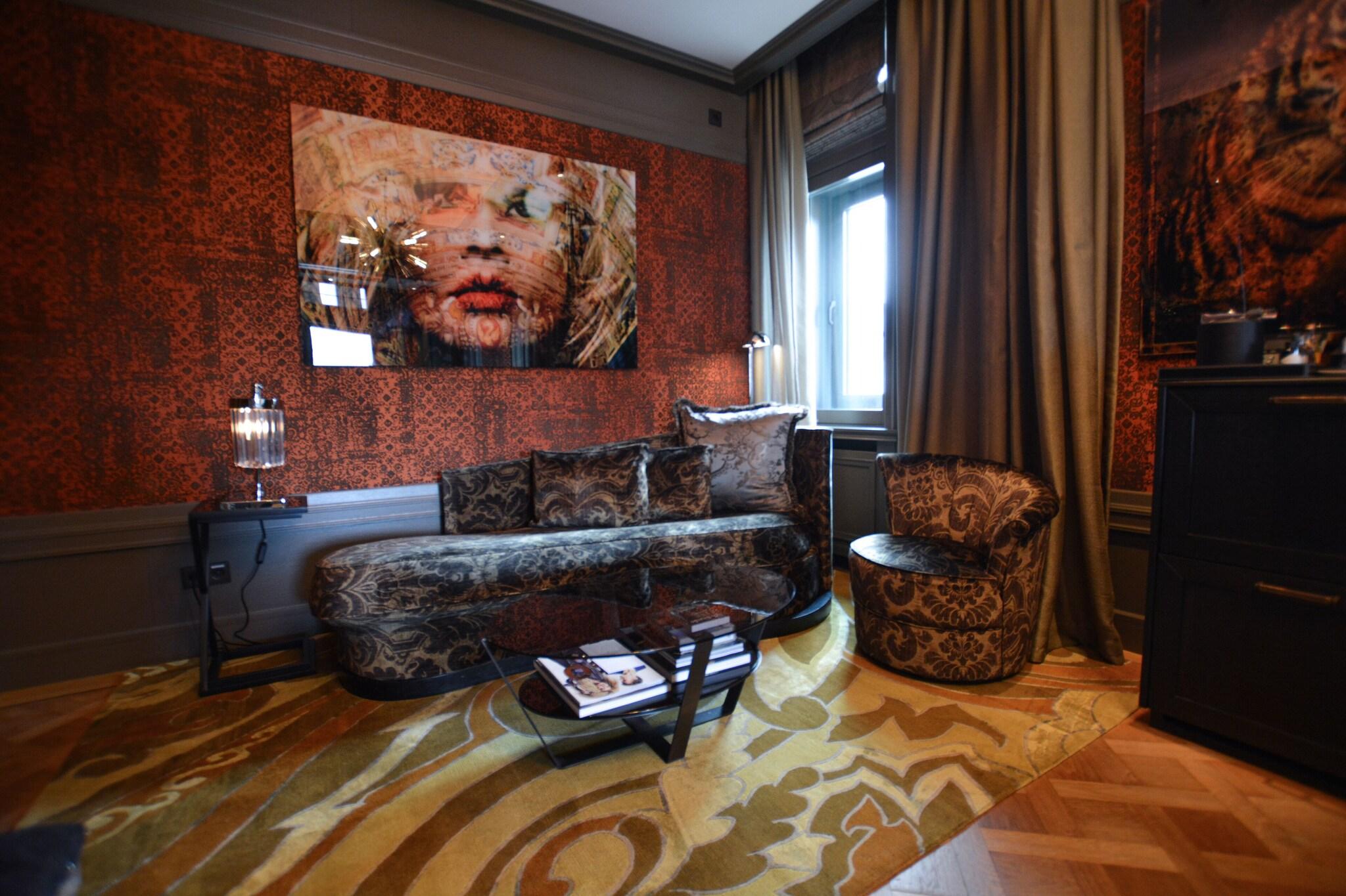 Suite King Bed One Bedroom 