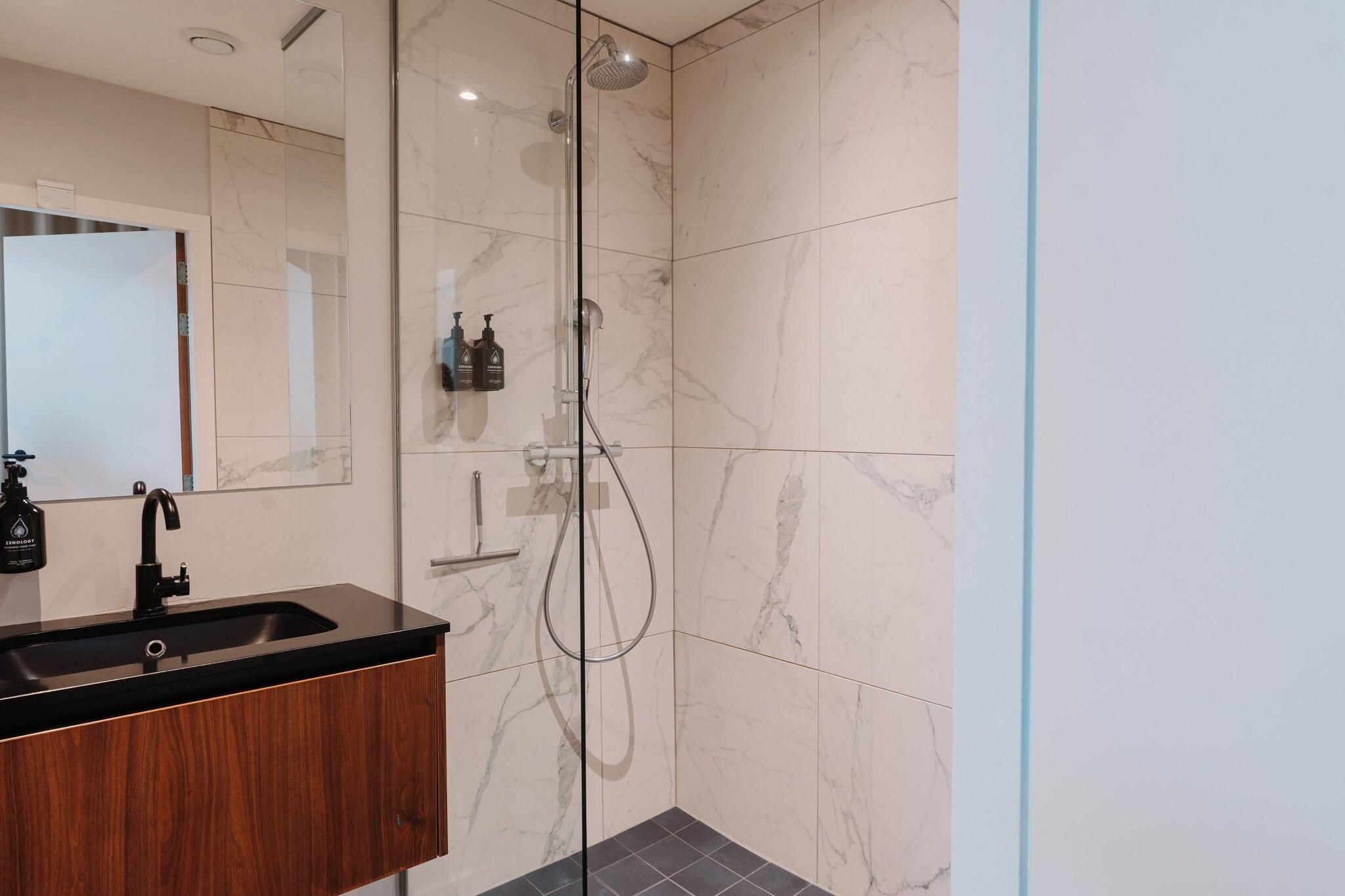 Double Queen Size Bed