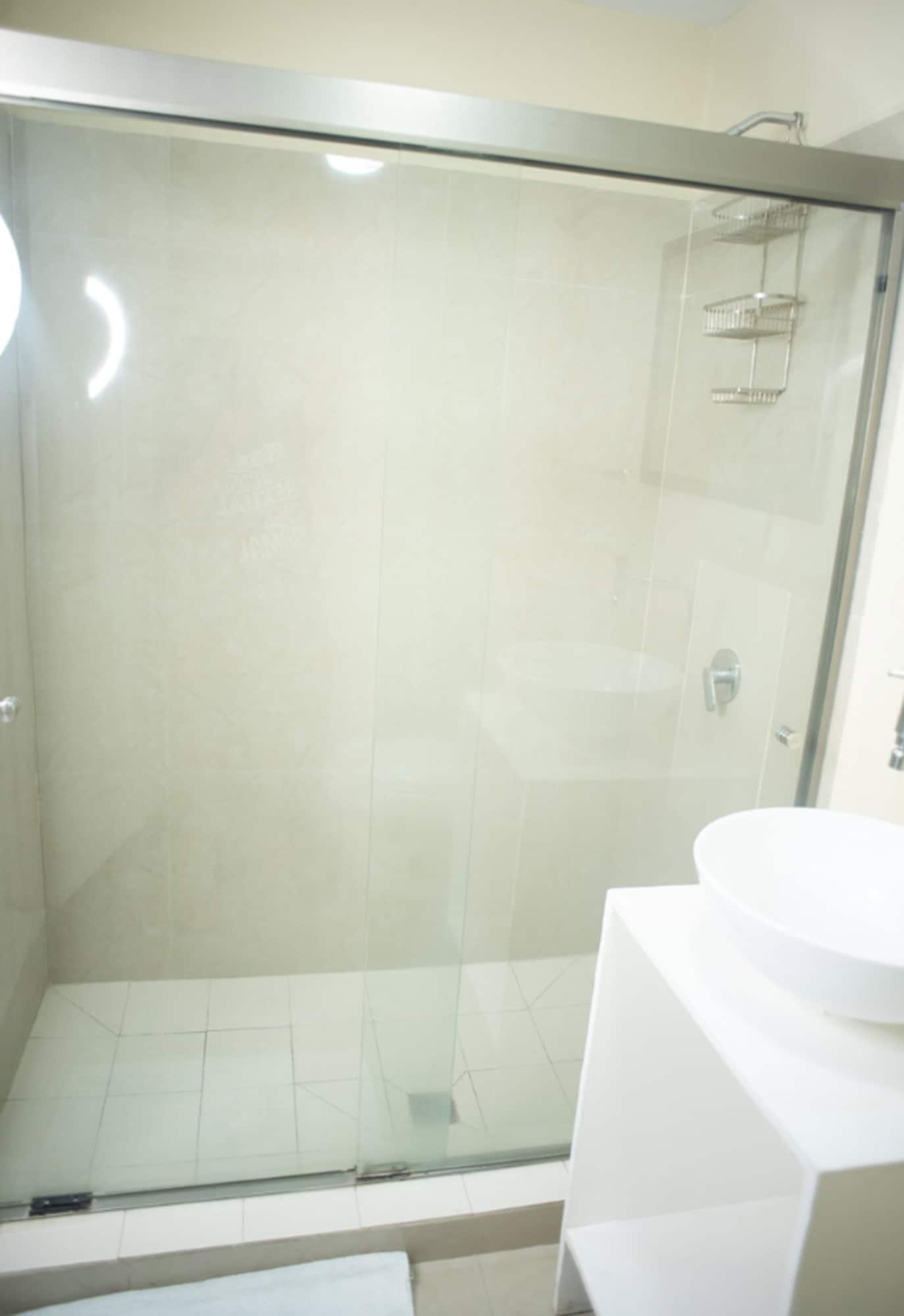 Double Queen Size Bed