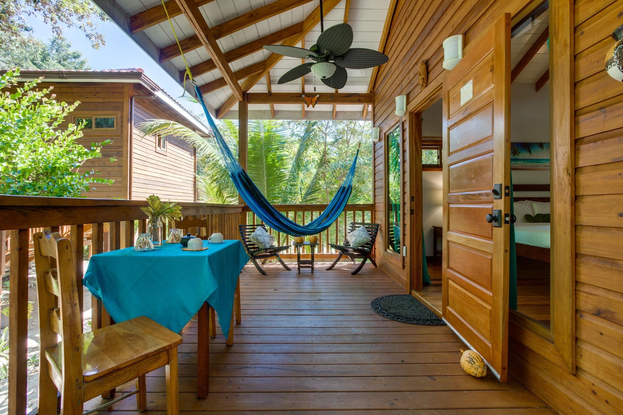 Bungalow Queen Size Bed