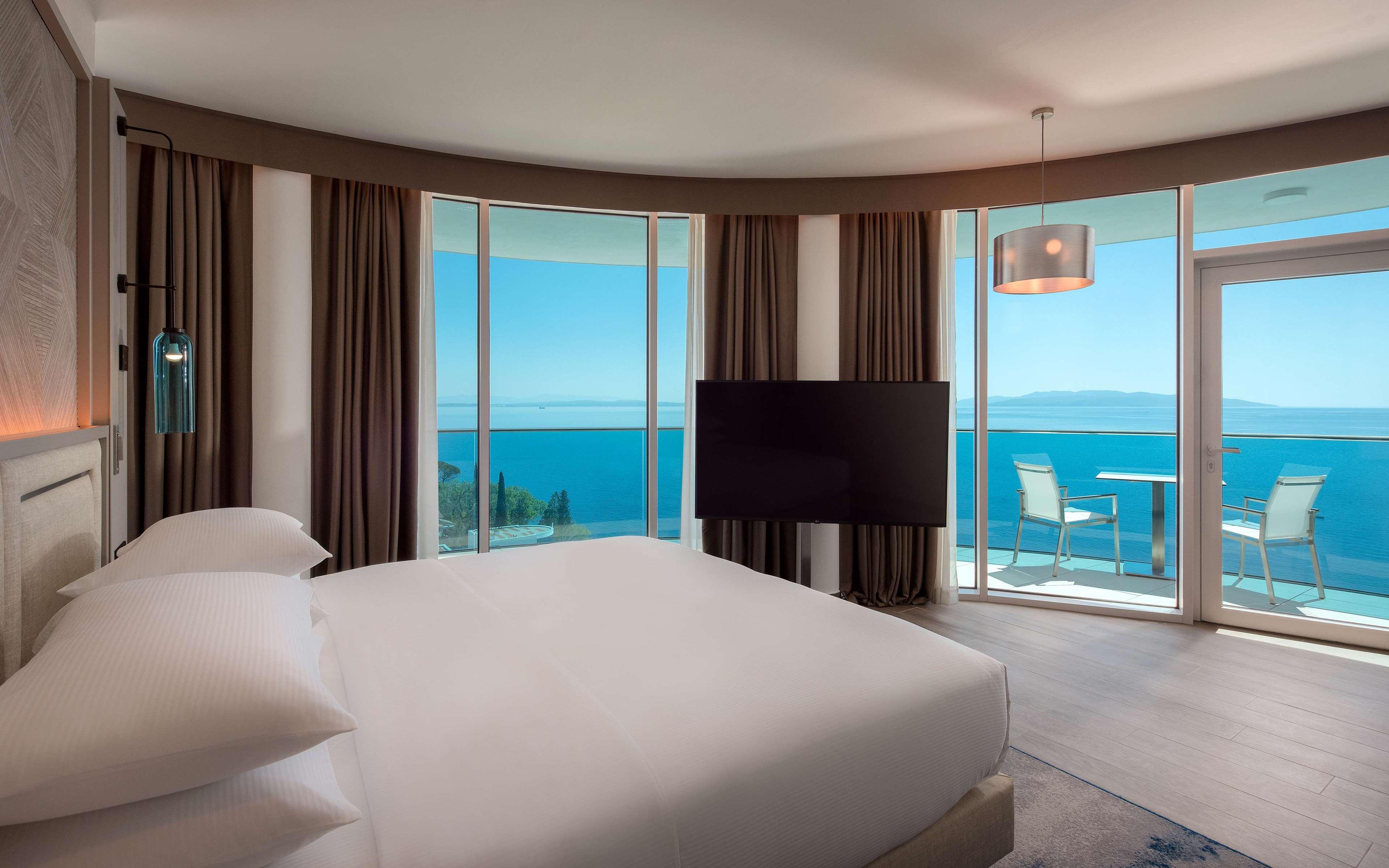 Double Executive Sea View