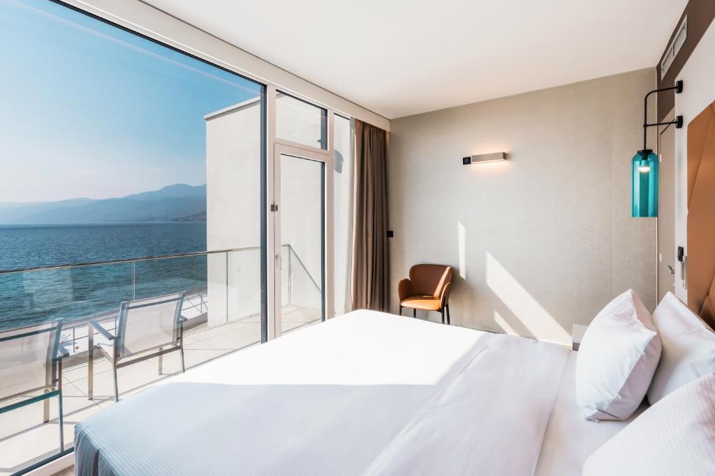 Double Guest Room Sea View