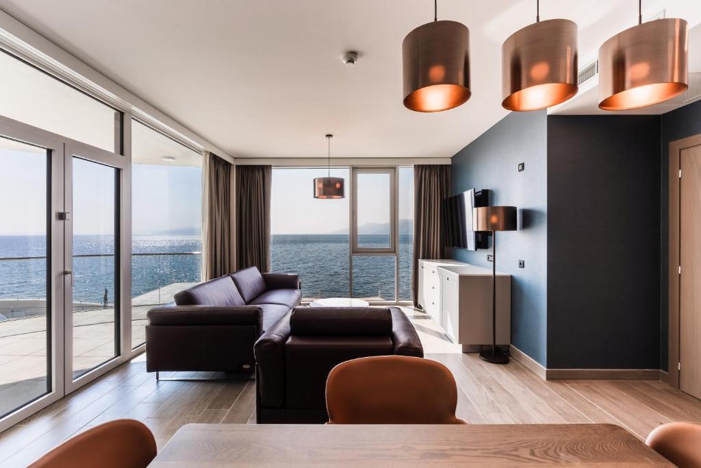 Apartment Sea View Three Bedrooms
