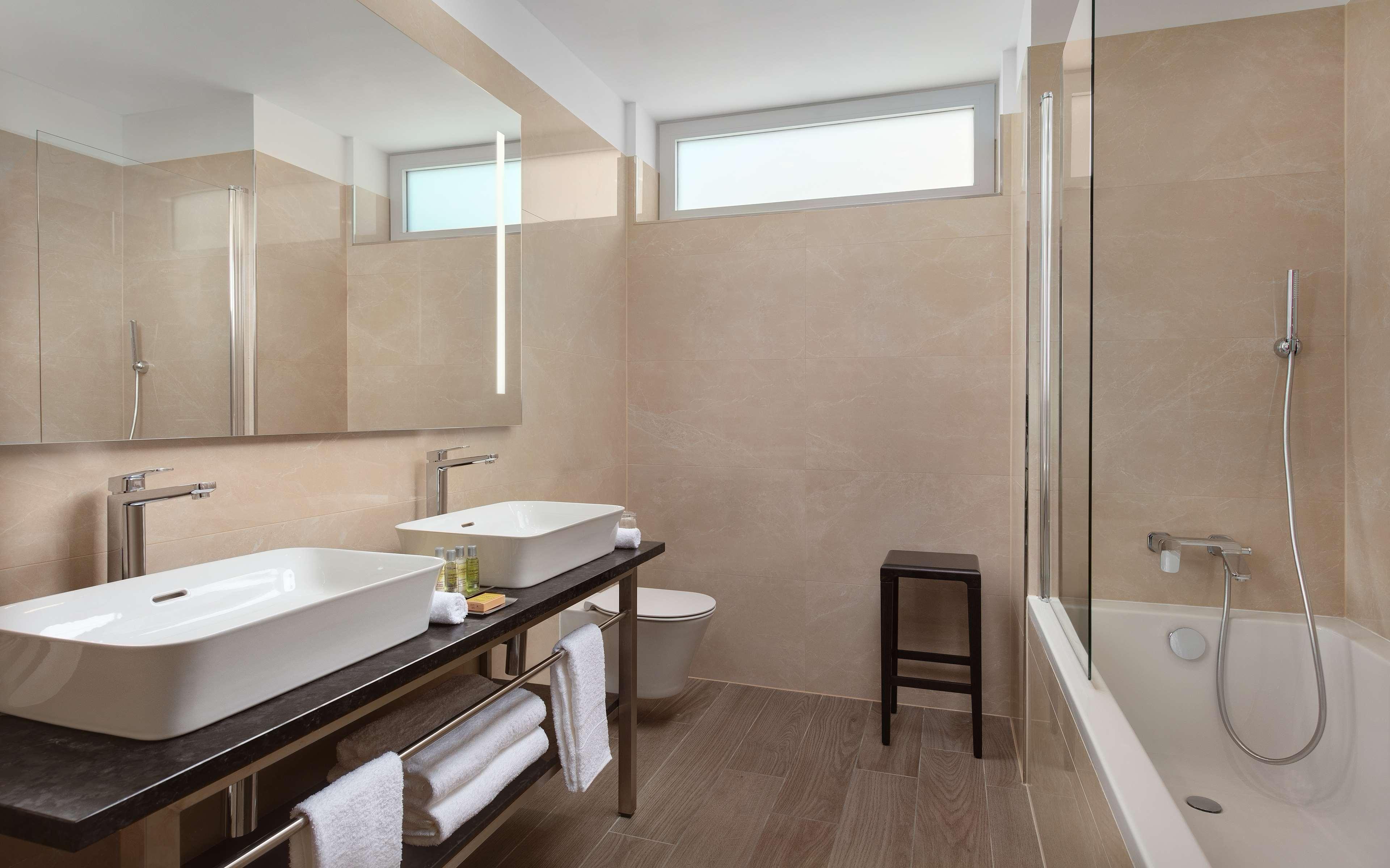 Apartment Sea View King Bed