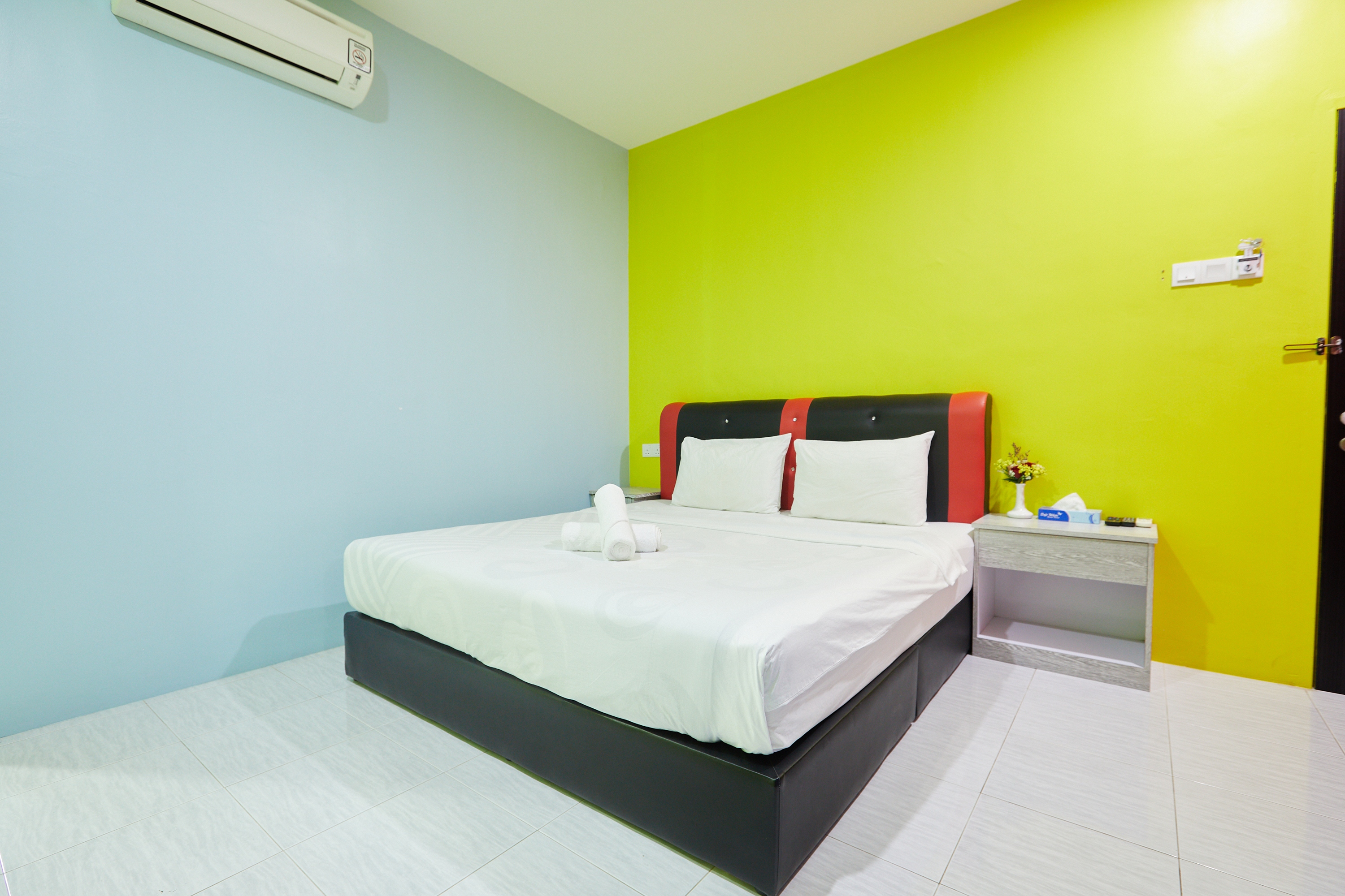 Double King Size Bed