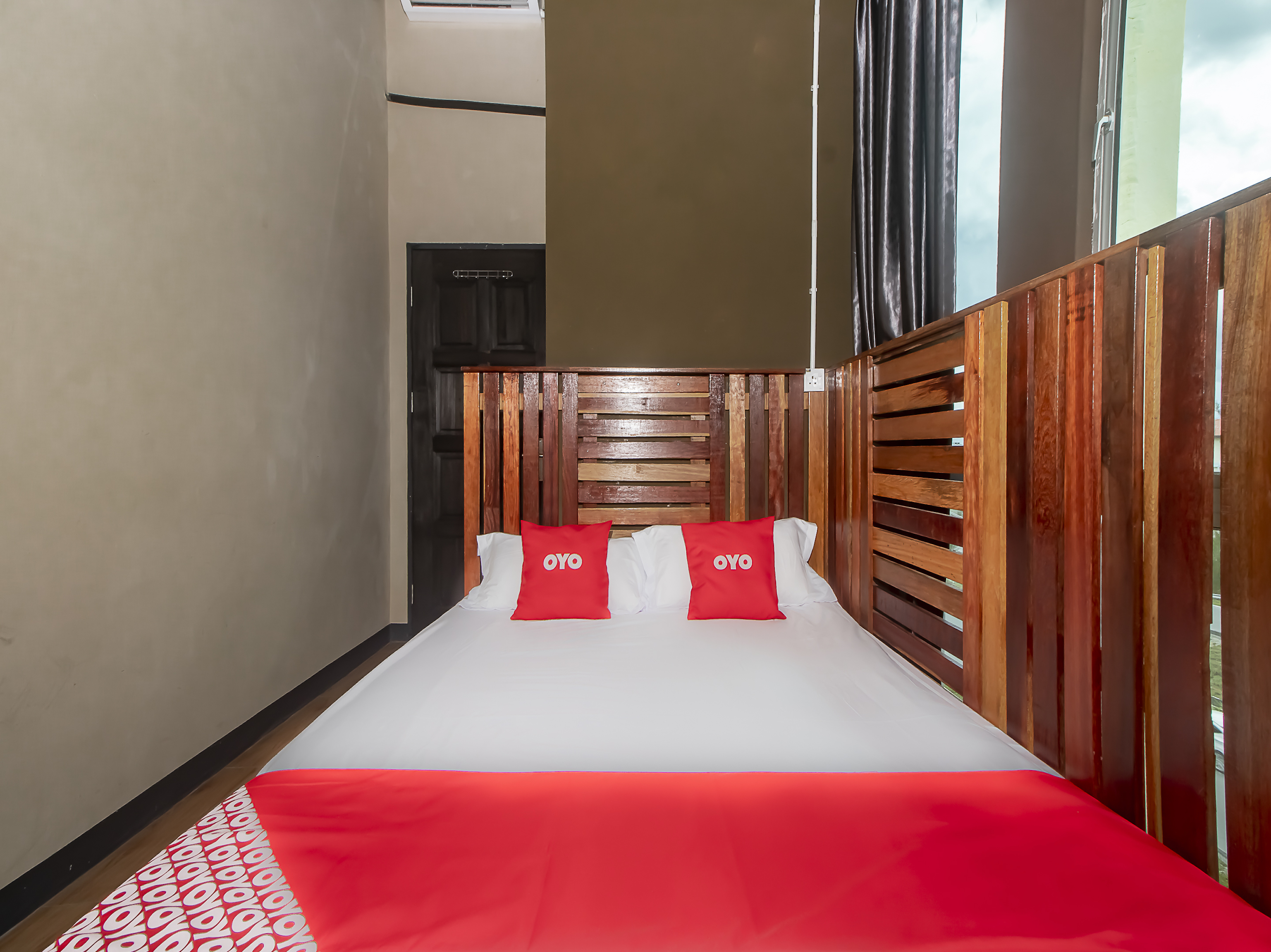 Family Room Superior